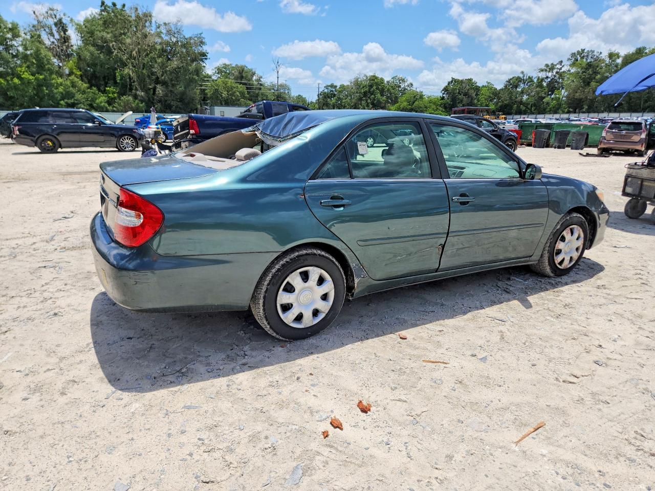 2002 Toyota Camry Le Green vin: 4T1BE32K02U567469
