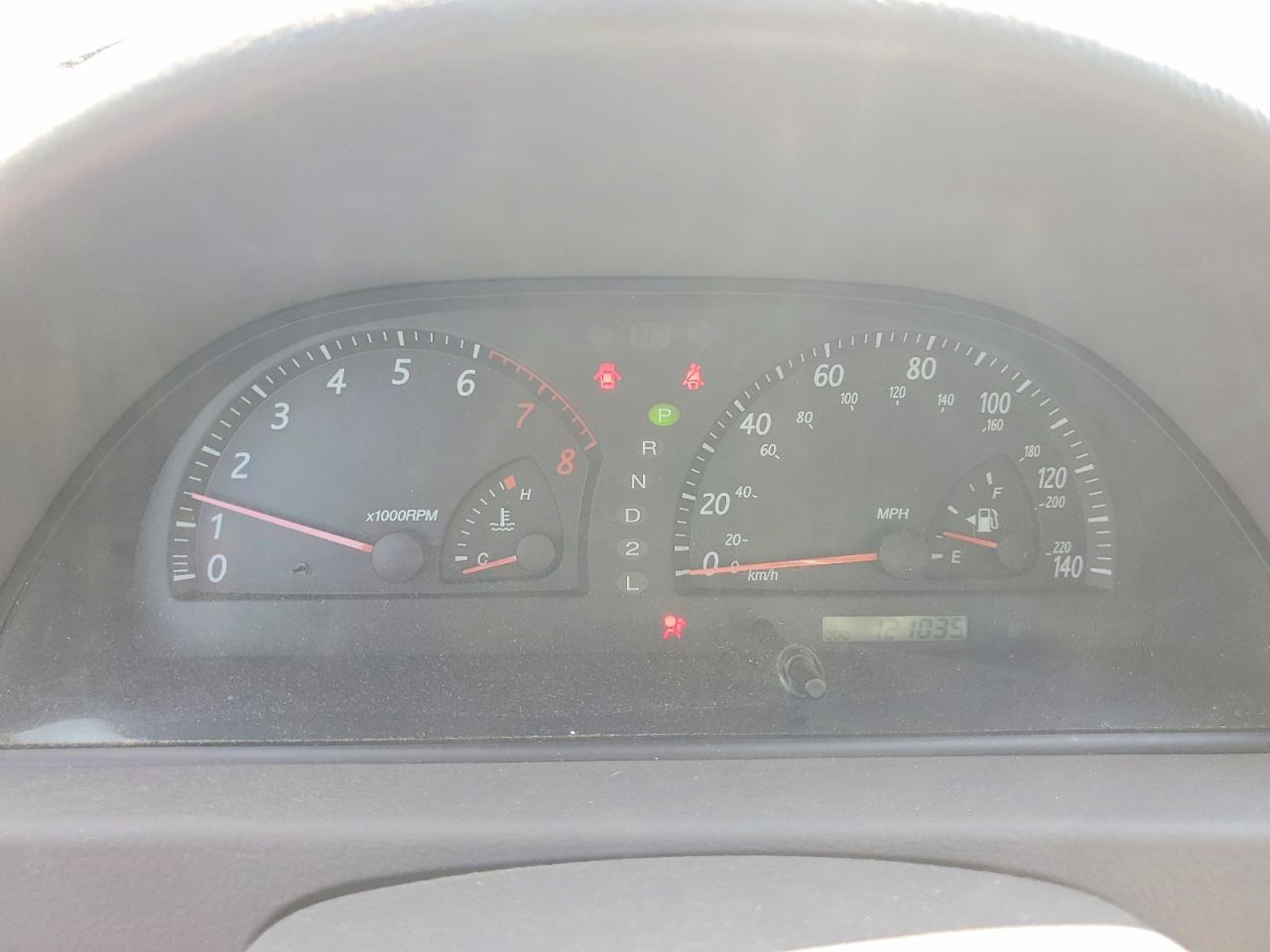2002 Toyota Camry Le Silver vin: 4T1BE32K02U597443