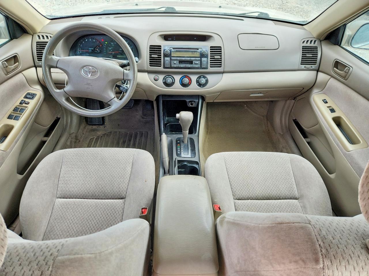 2003 Toyota Camry Le Gold vin: 4T1BE32K03U165341