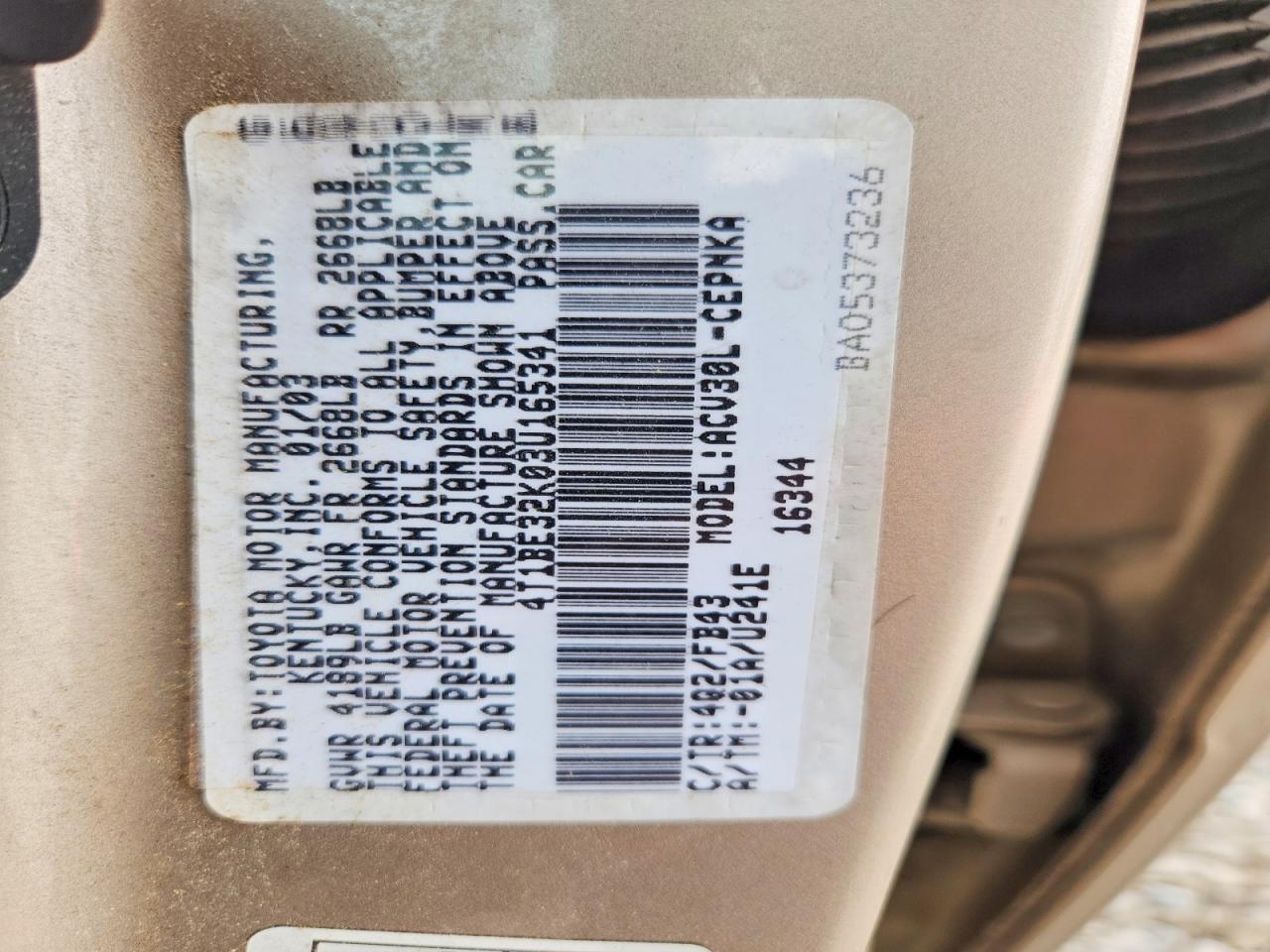2003 Toyota Camry Le Gold vin: 4T1BE32K03U165341