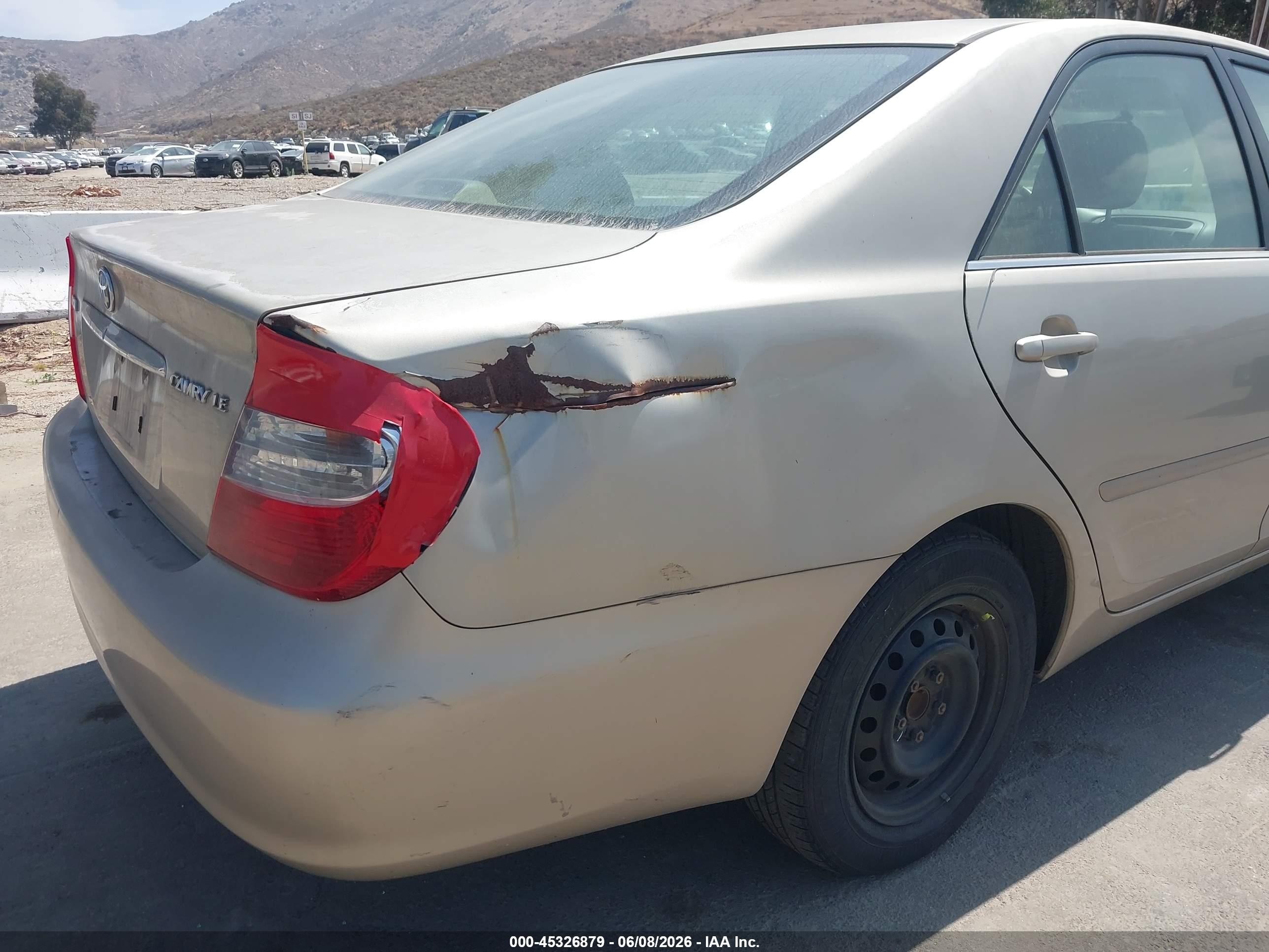2003 Toyota Camry Le Champagne vin: 4T1BE32K03U174637