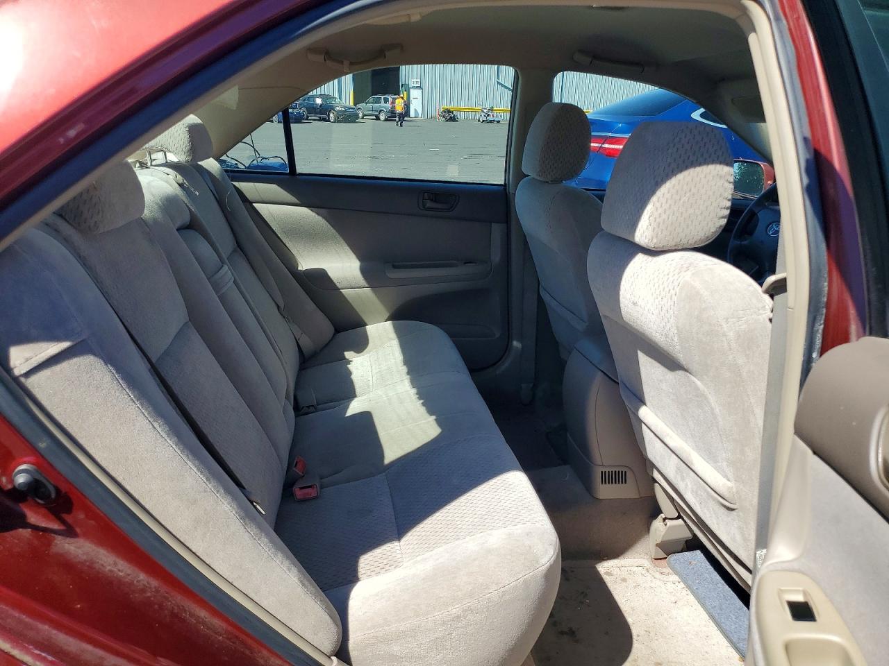 2003 Toyota Camry Le Burgundy vin: 4T1BE32K03U235954