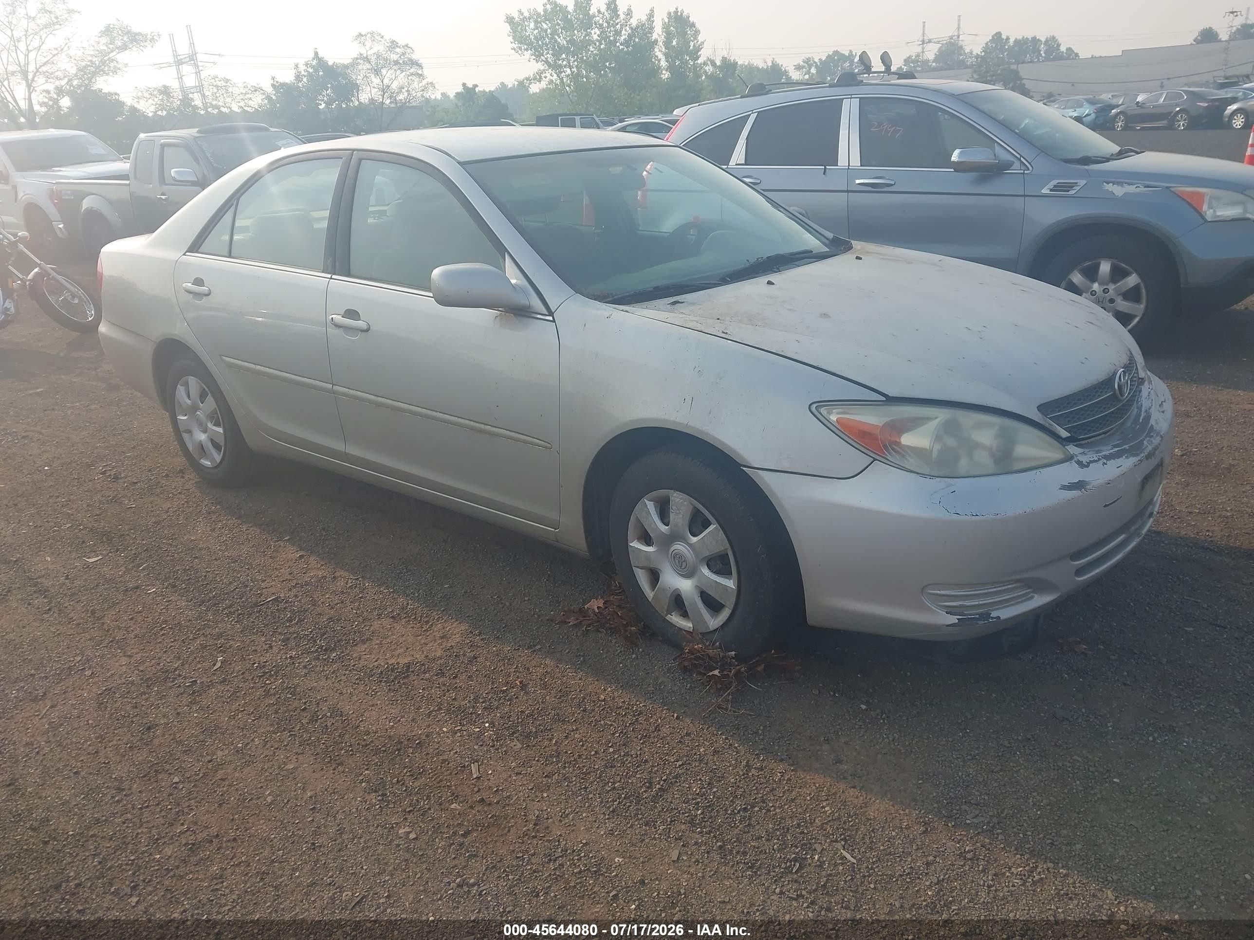 2003 Toyota Camry Le Gray vin: 4T1BE32K03U702497