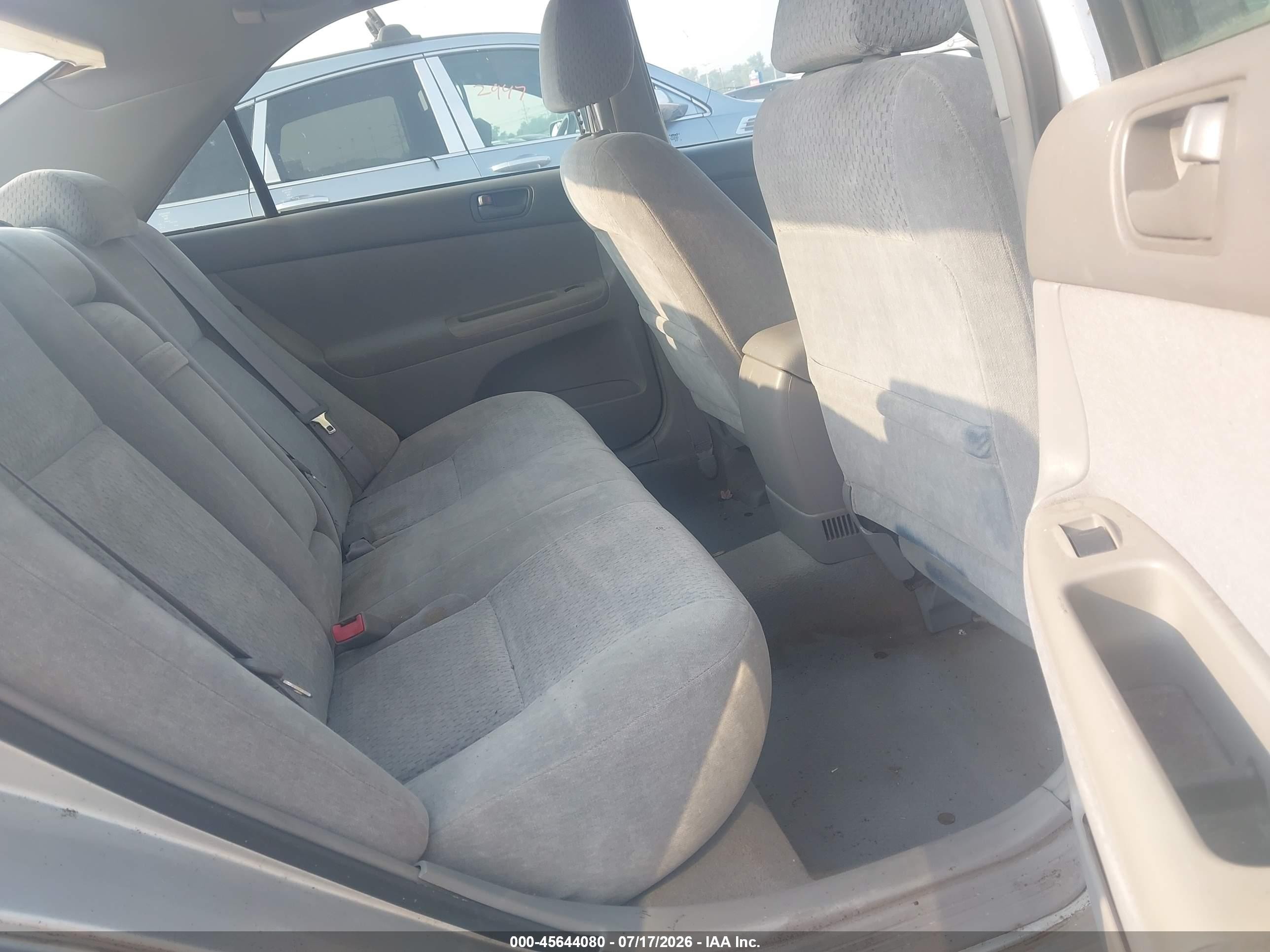 2003 Toyota Camry Le Gray vin: 4T1BE32K03U702497