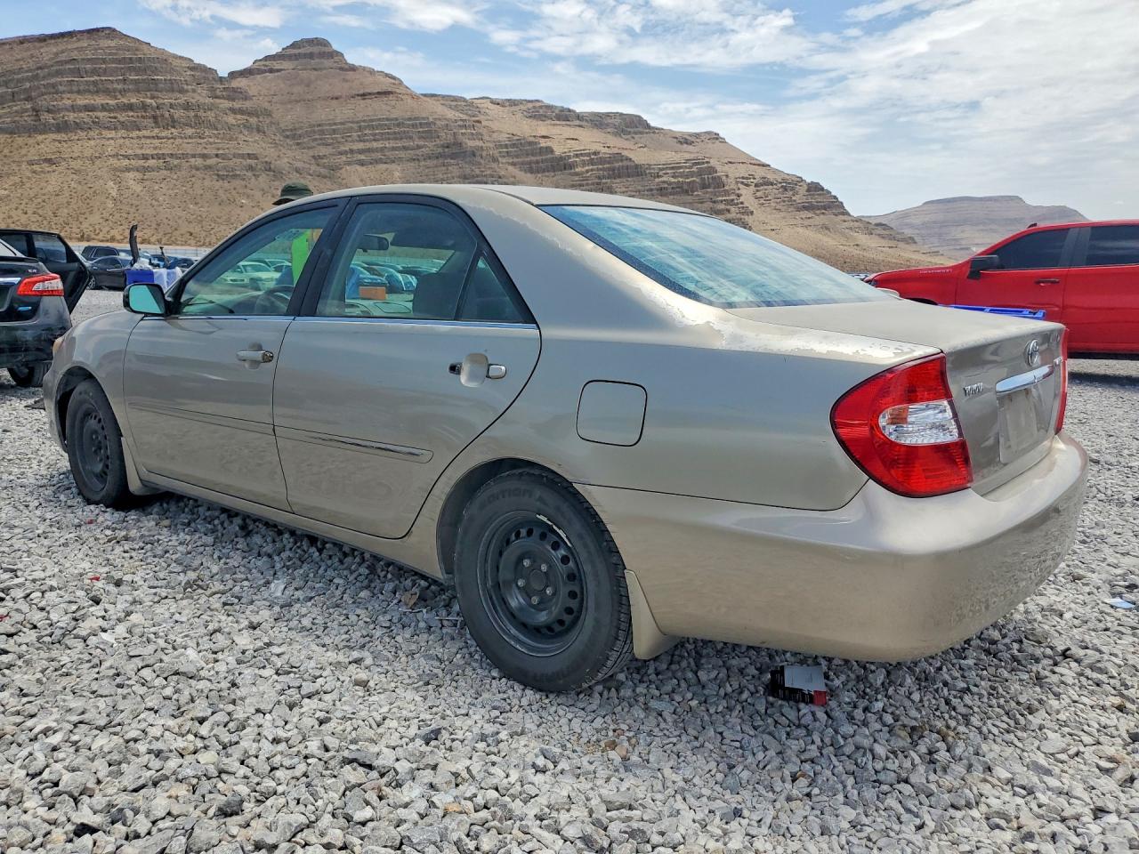 2003 Toyota Camry Le Cream vin: 4T1BE32K03U734205