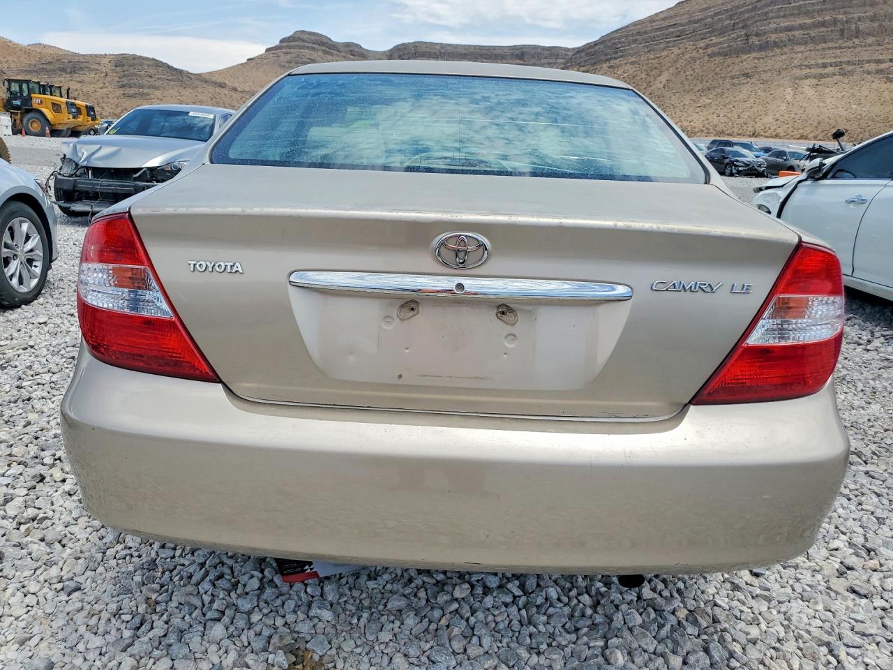 2003 Toyota Camry Le Cream vin: 4T1BE32K03U734205