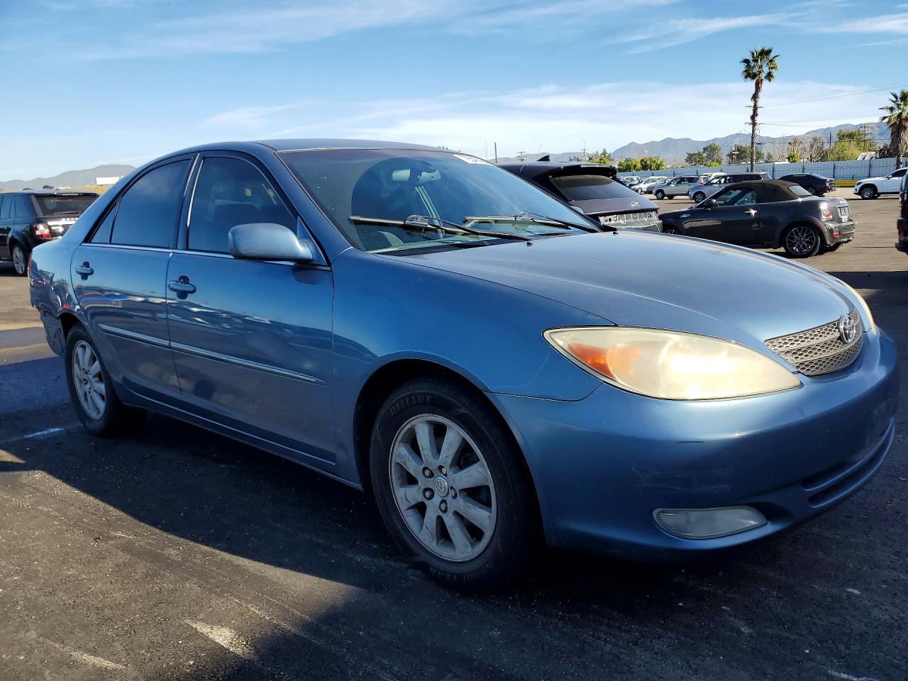 2003 Toyota Camry Le Blue vin: 4T1BE32K03U759640