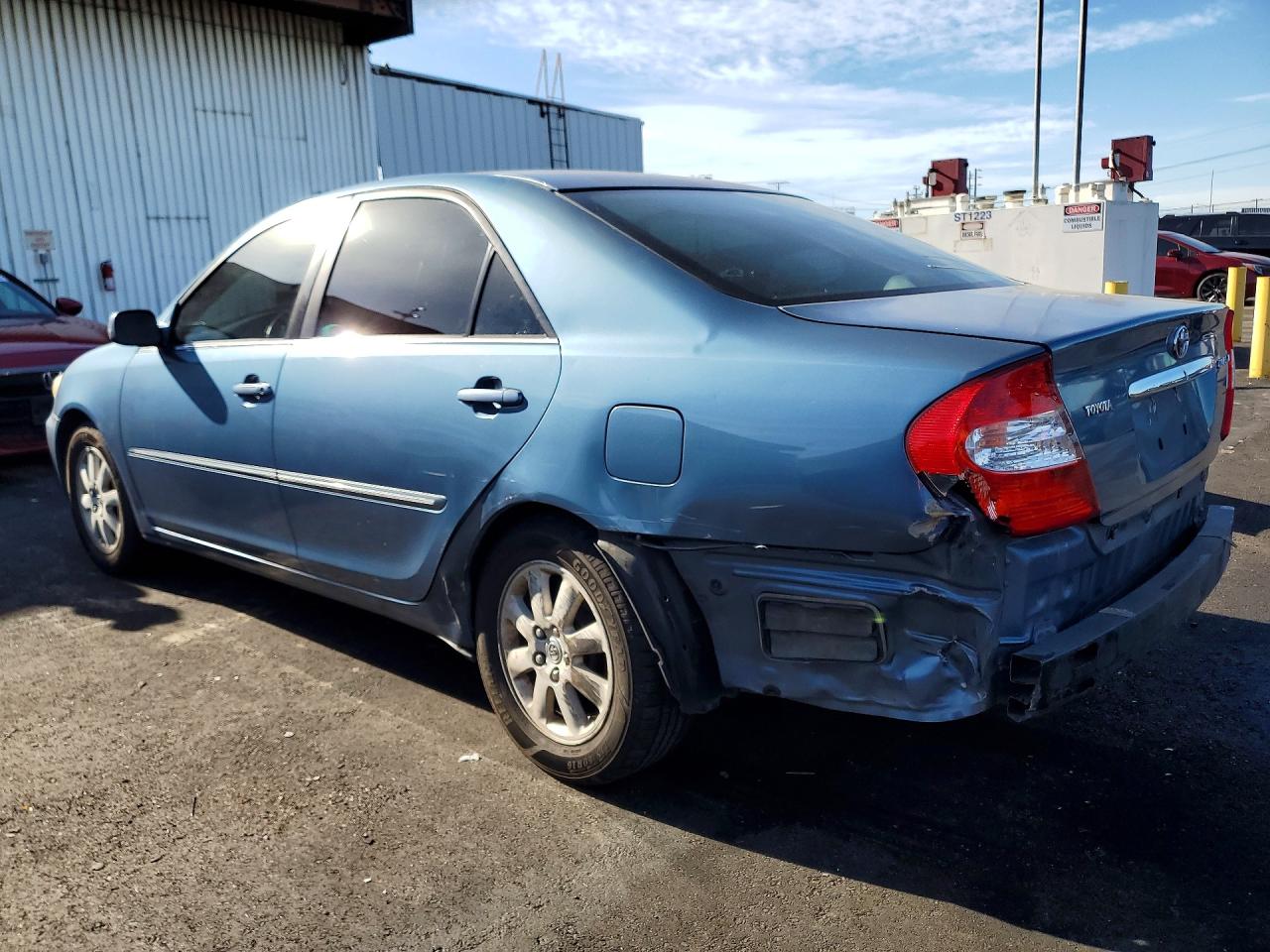 2003 Toyota Camry Le Blue vin: 4T1BE32K03U759640