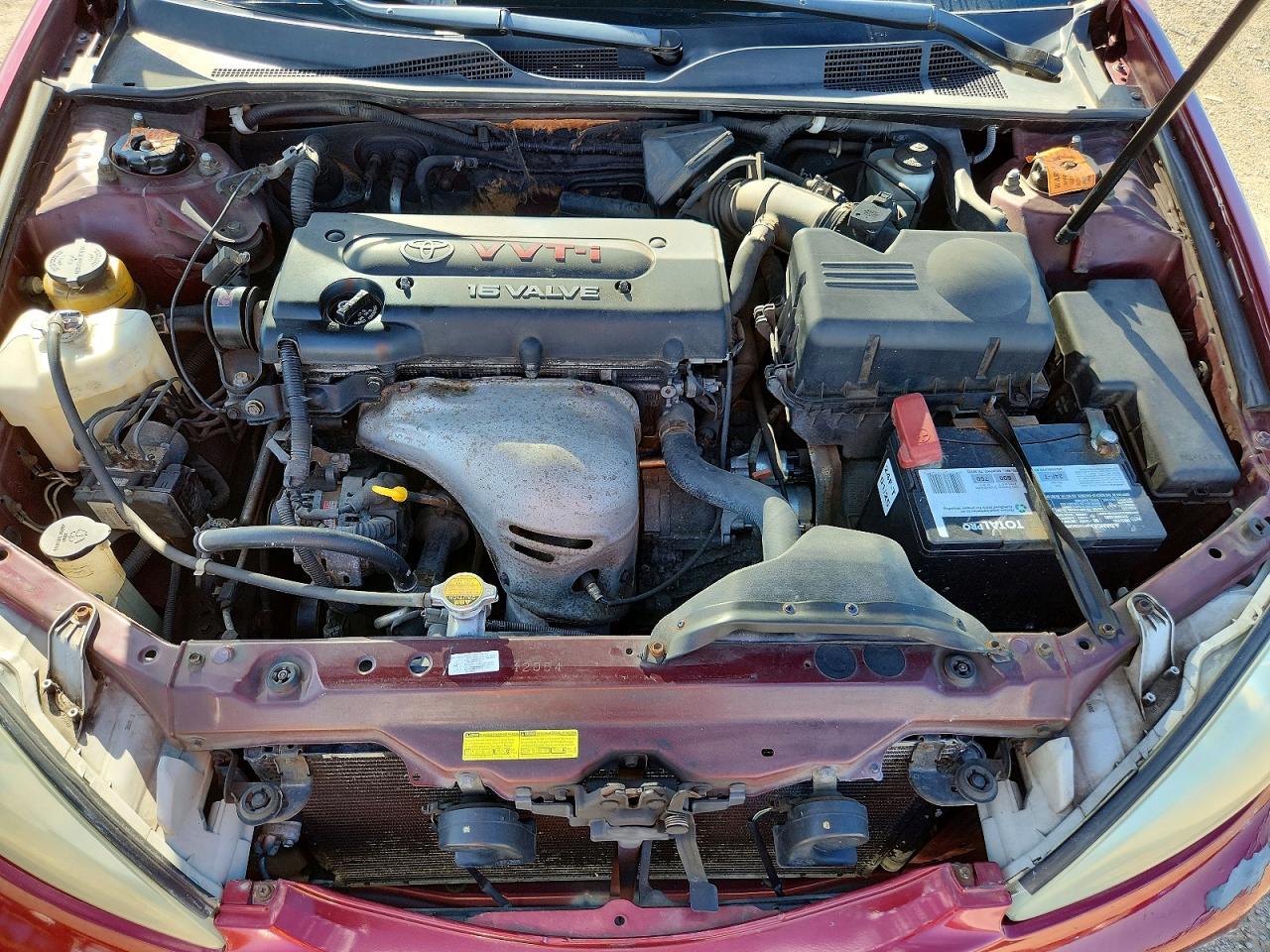 2004 Toyota Camry Le Red vin: 4T1BE32K04U278207
