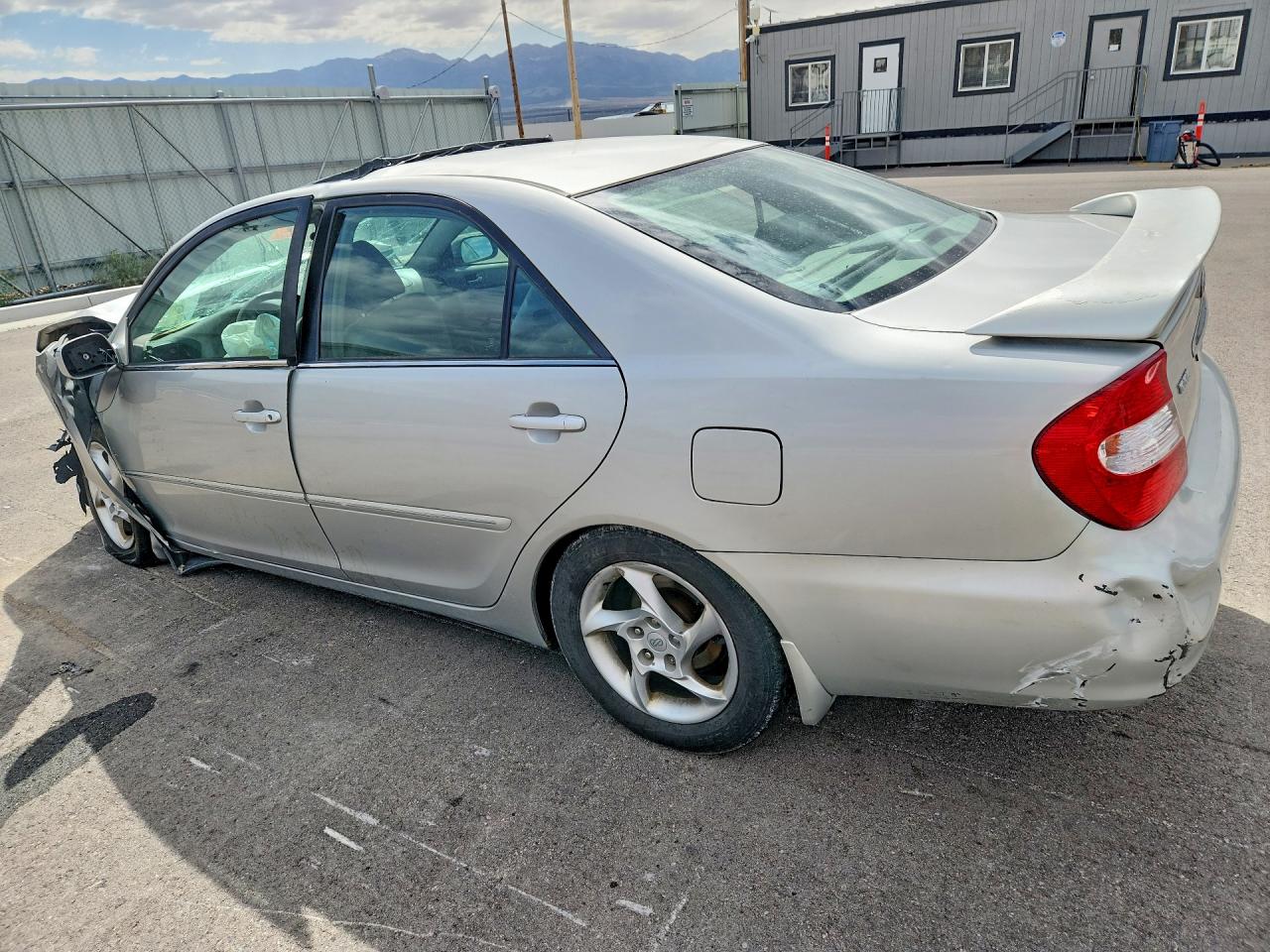 2004 Toyota Camry Xle Gray vin: 4T1BE32K04U316616