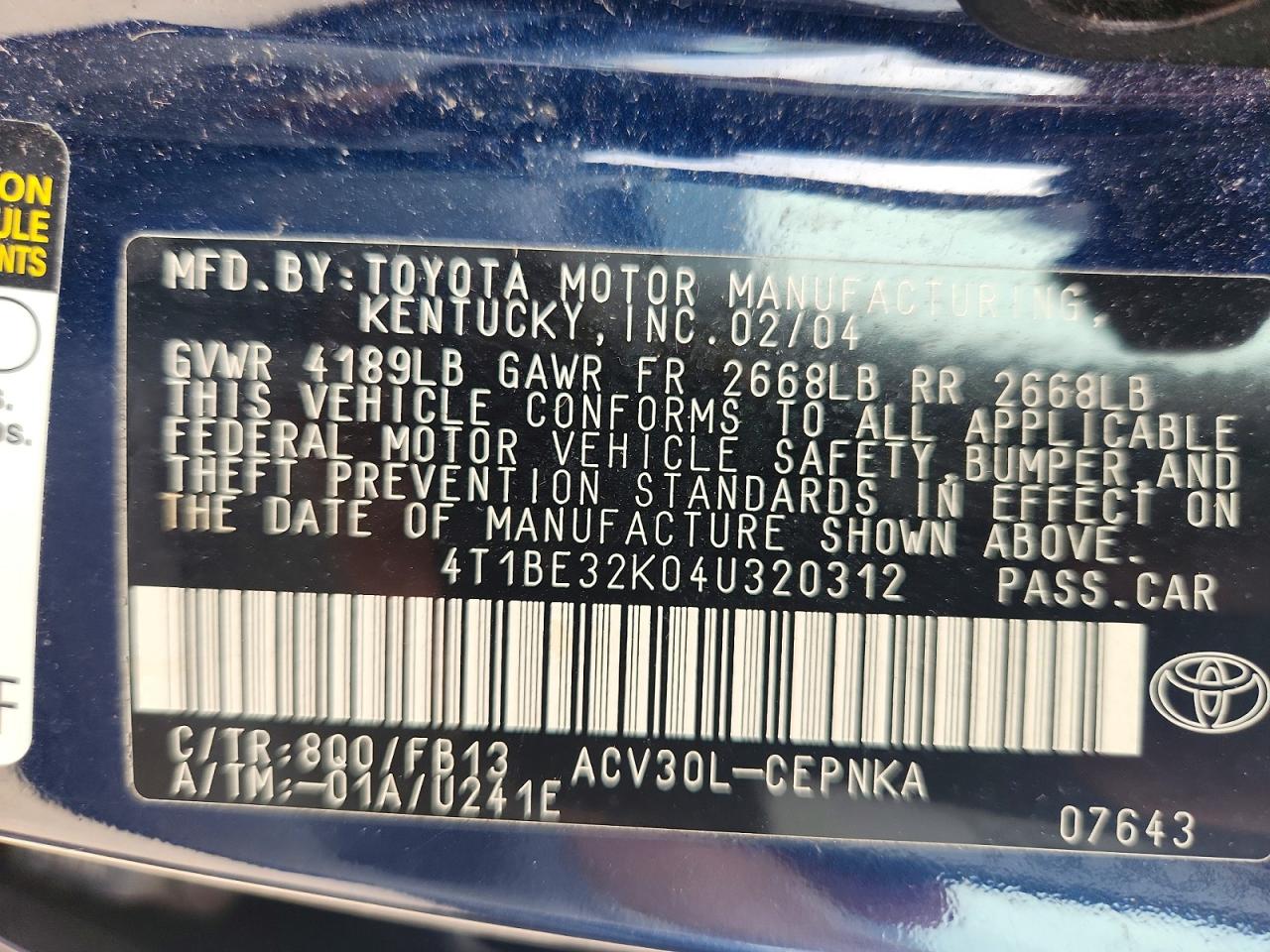 2004 Toyota Camry Le Blue vin: 4T1BE32K04U320312