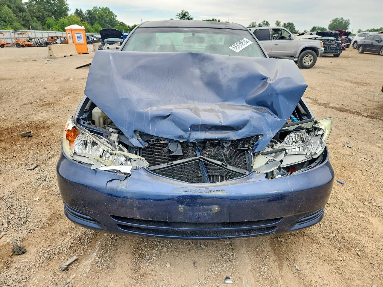 2004 Toyota Camry Le Blue vin: 4T1BE32K04U320312