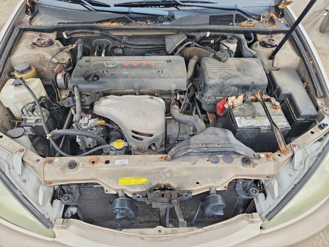 2004 Toyota Camry Le Золотой vin: 4T1BE32K04U355139