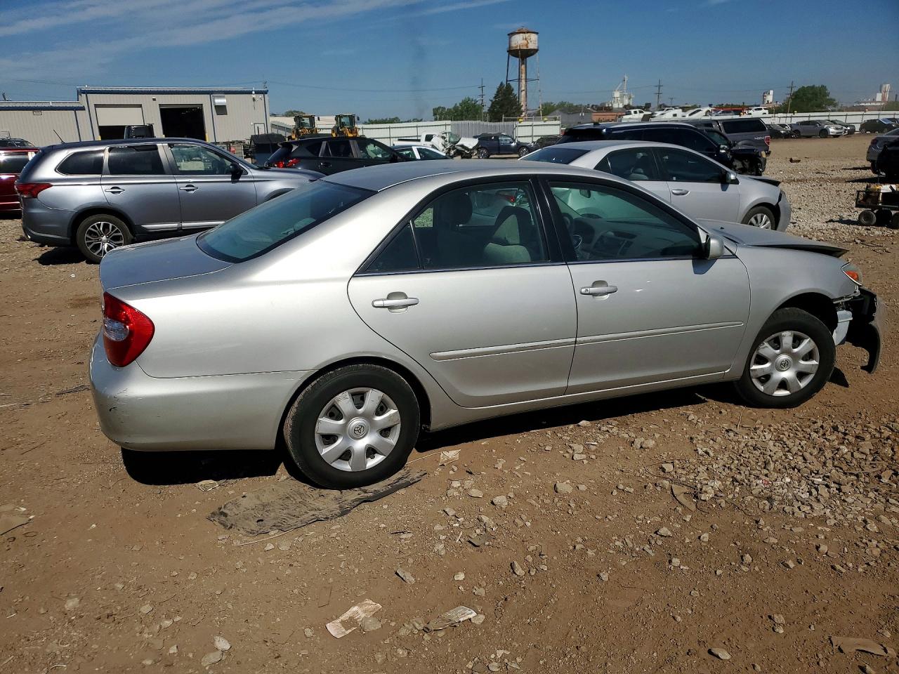 2004 Toyota Camry Le Silver vin: 4T1BE32K04U380171