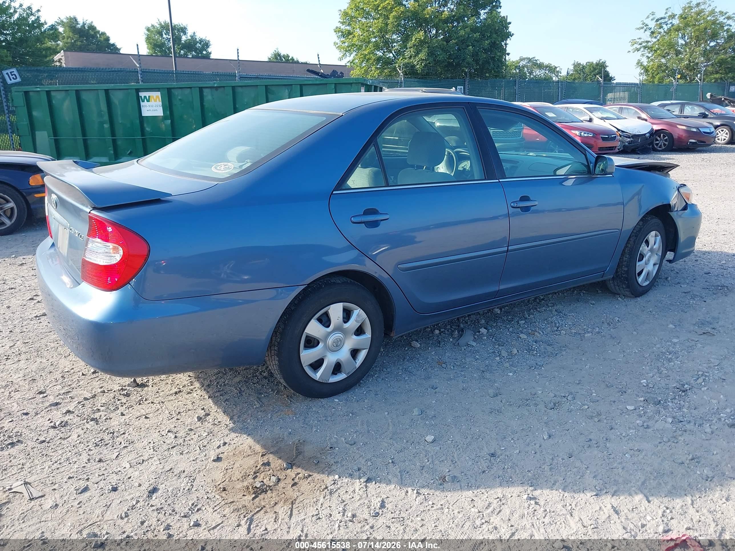 2004 Toyota Camry Le Light Blue vin: 4T1BE32K04U821779
