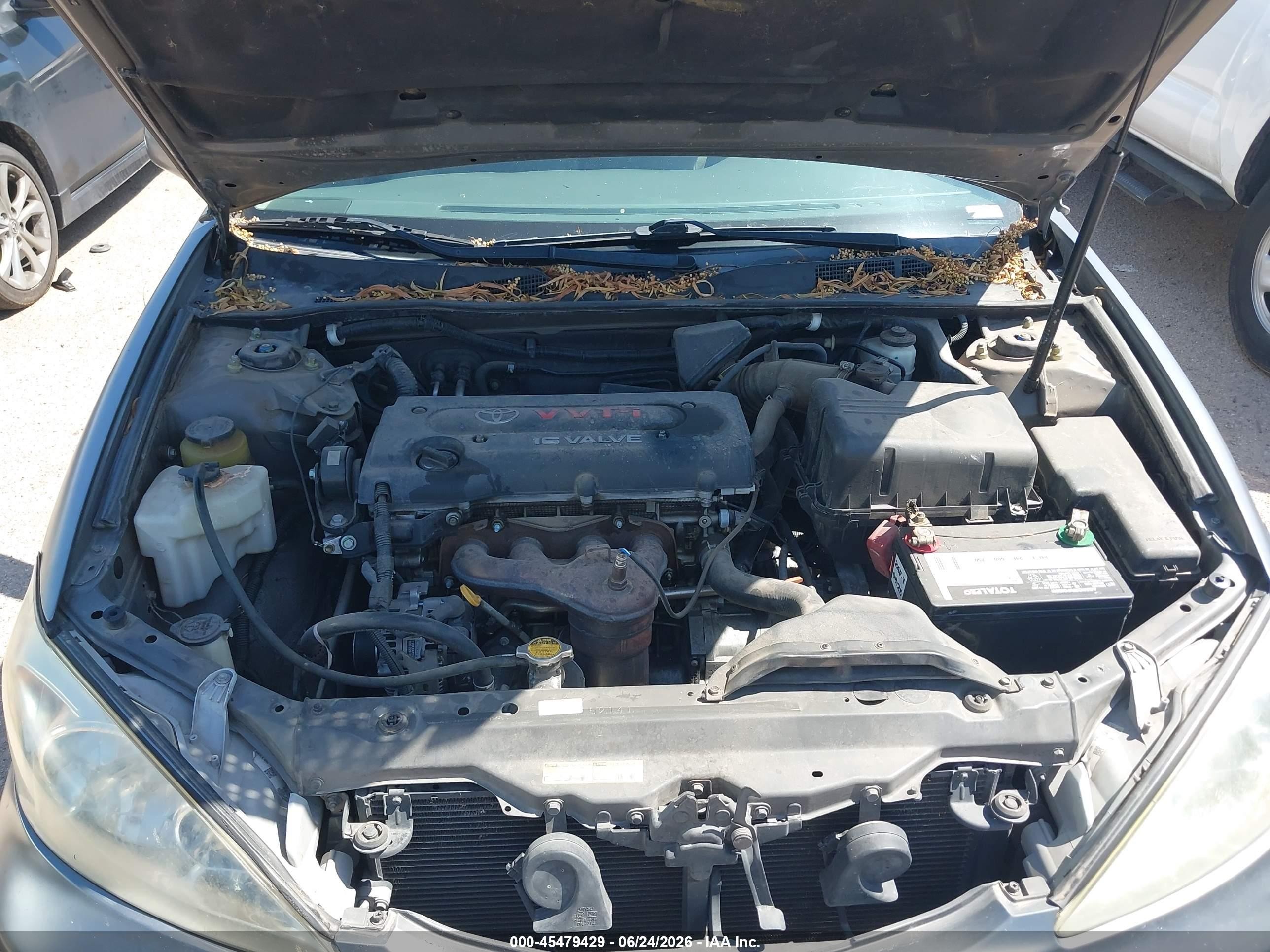 2004 Toyota Camry Le Gray vin: 4T1BE32K04U869623