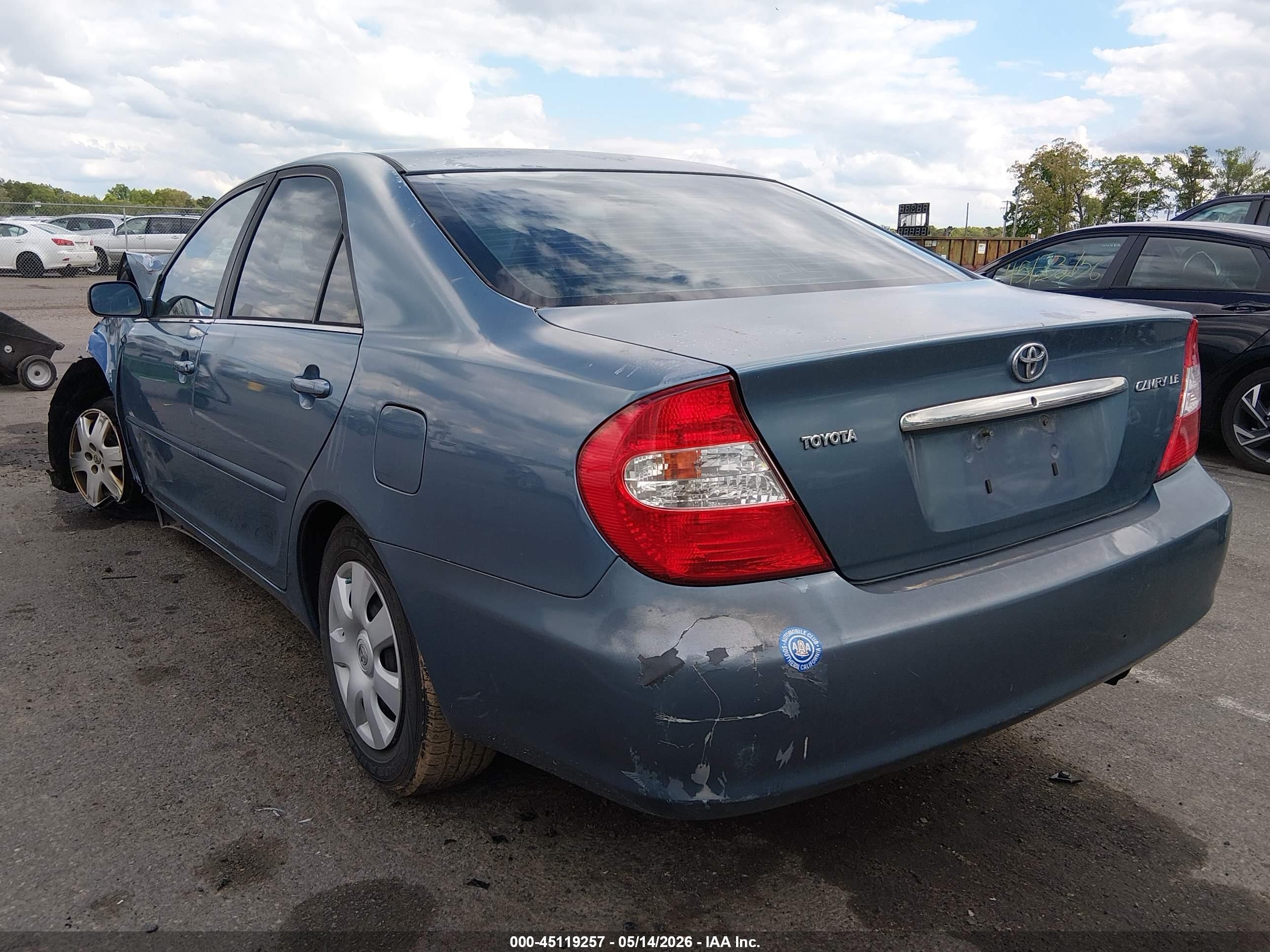 2004 Toyota Camry Le Синий vin: 4T1BE32K04U883375