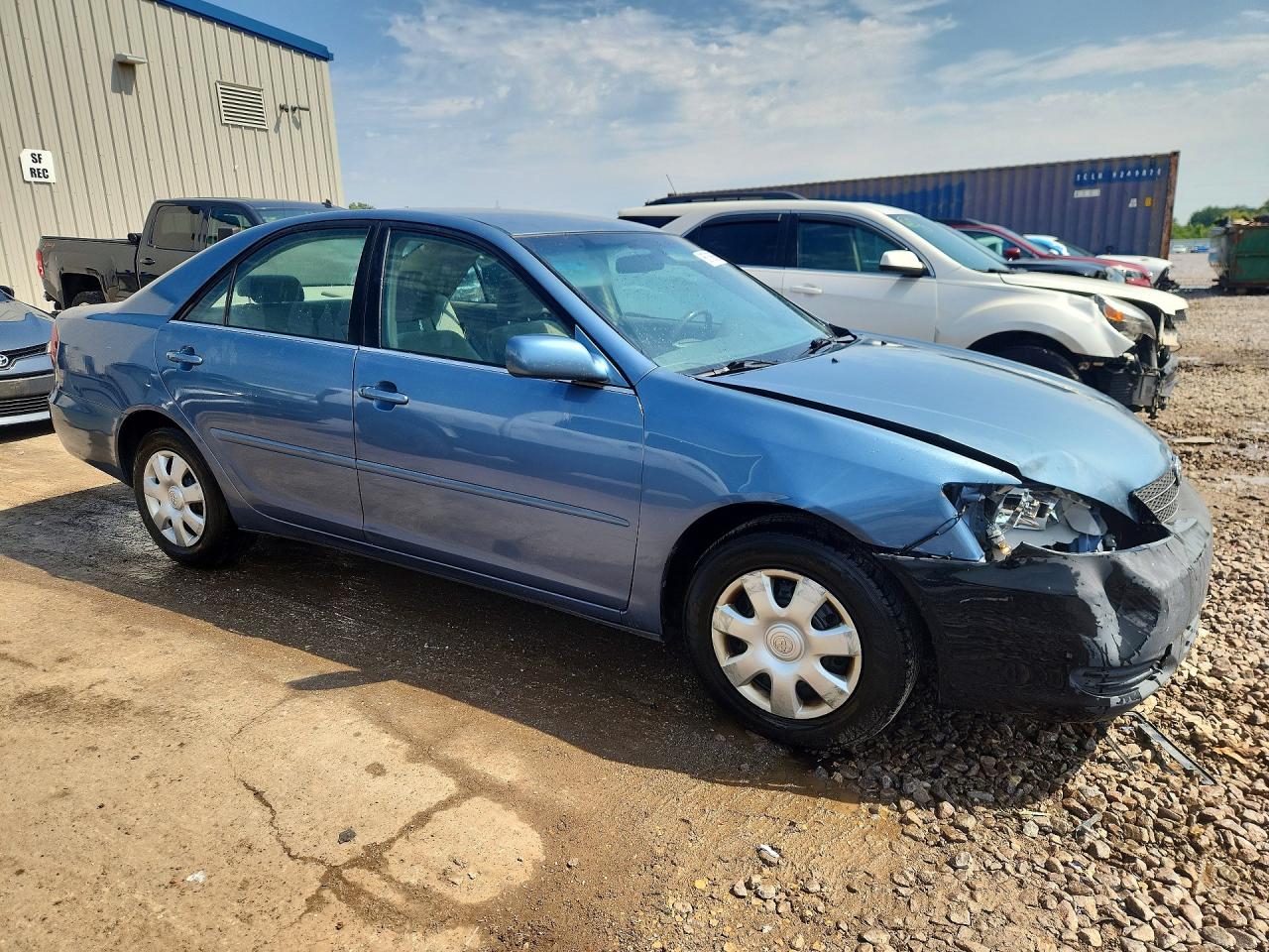 2004 Toyota Camry Le Blue vin: 4T1BE32K04U932204