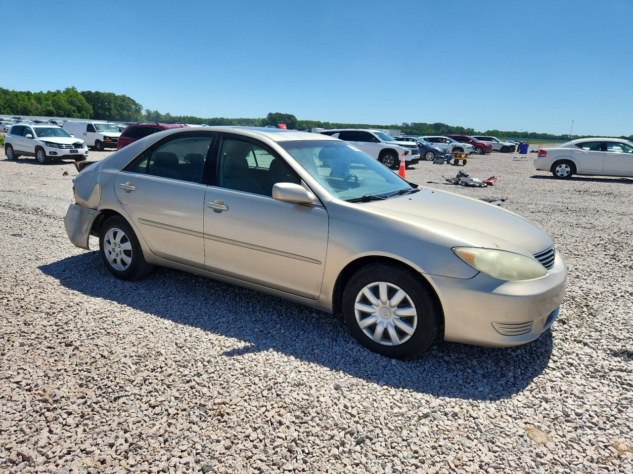 2005 Toyota Camry Le Желто-коричневый vin: 4T1BE32K05U005690