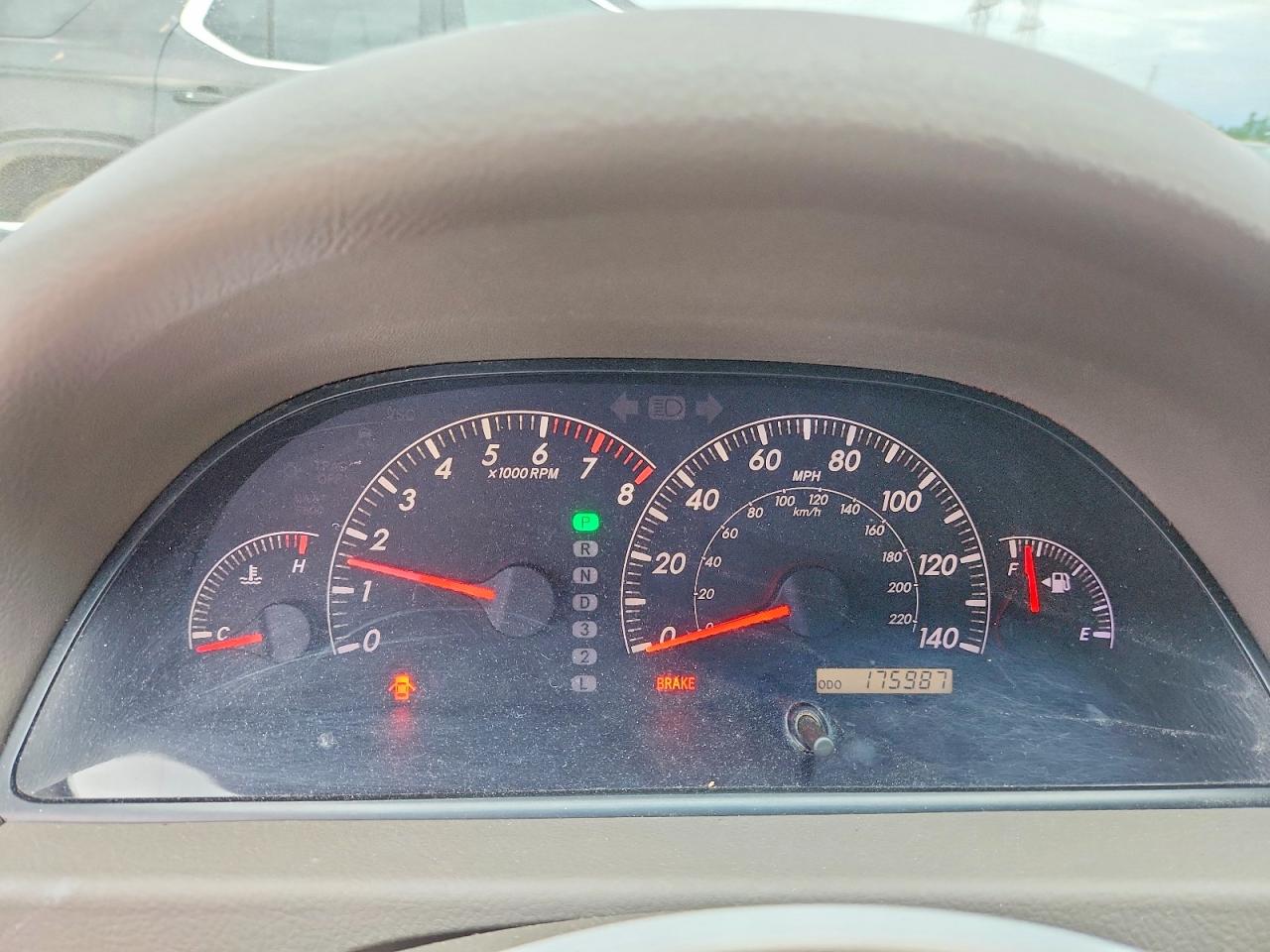 2005 Toyota Camry Le White vin: 4T1BE32K05U005818