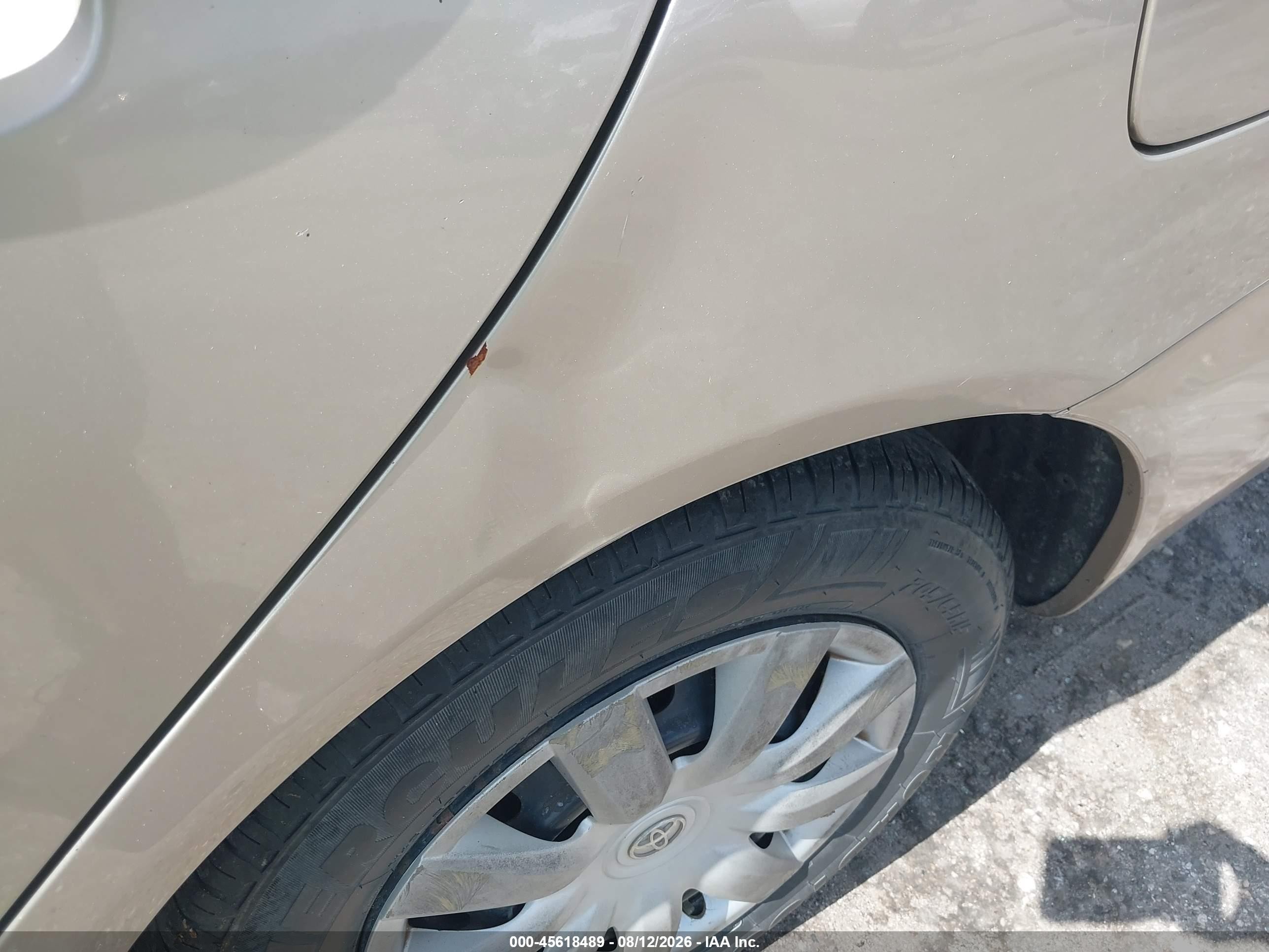 2005 Toyota Camry Le Beige vin: 4T1BE32K05U015684