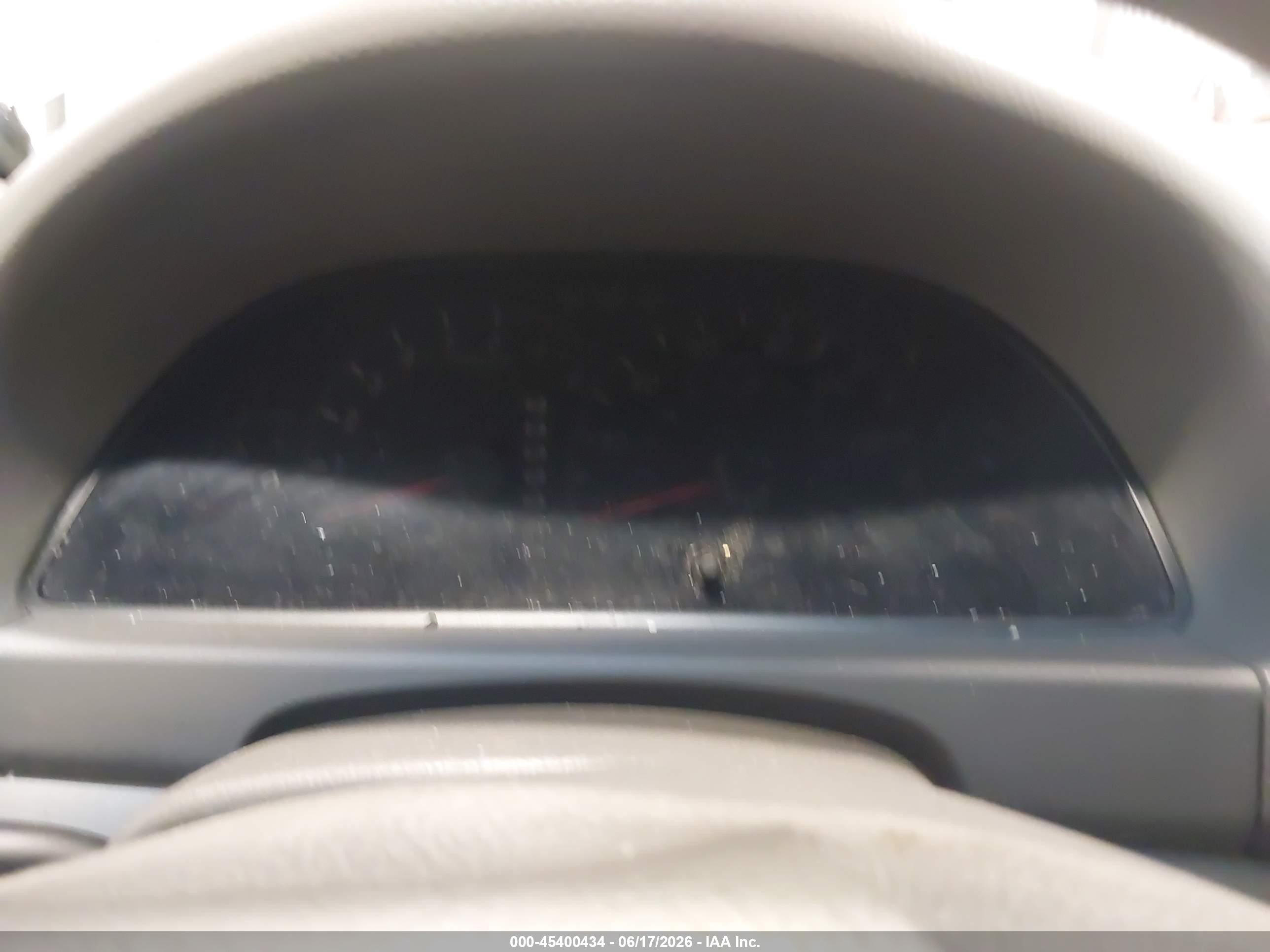 2005 Toyota Camry Le Silver vin: 4T1BE32K05U018844