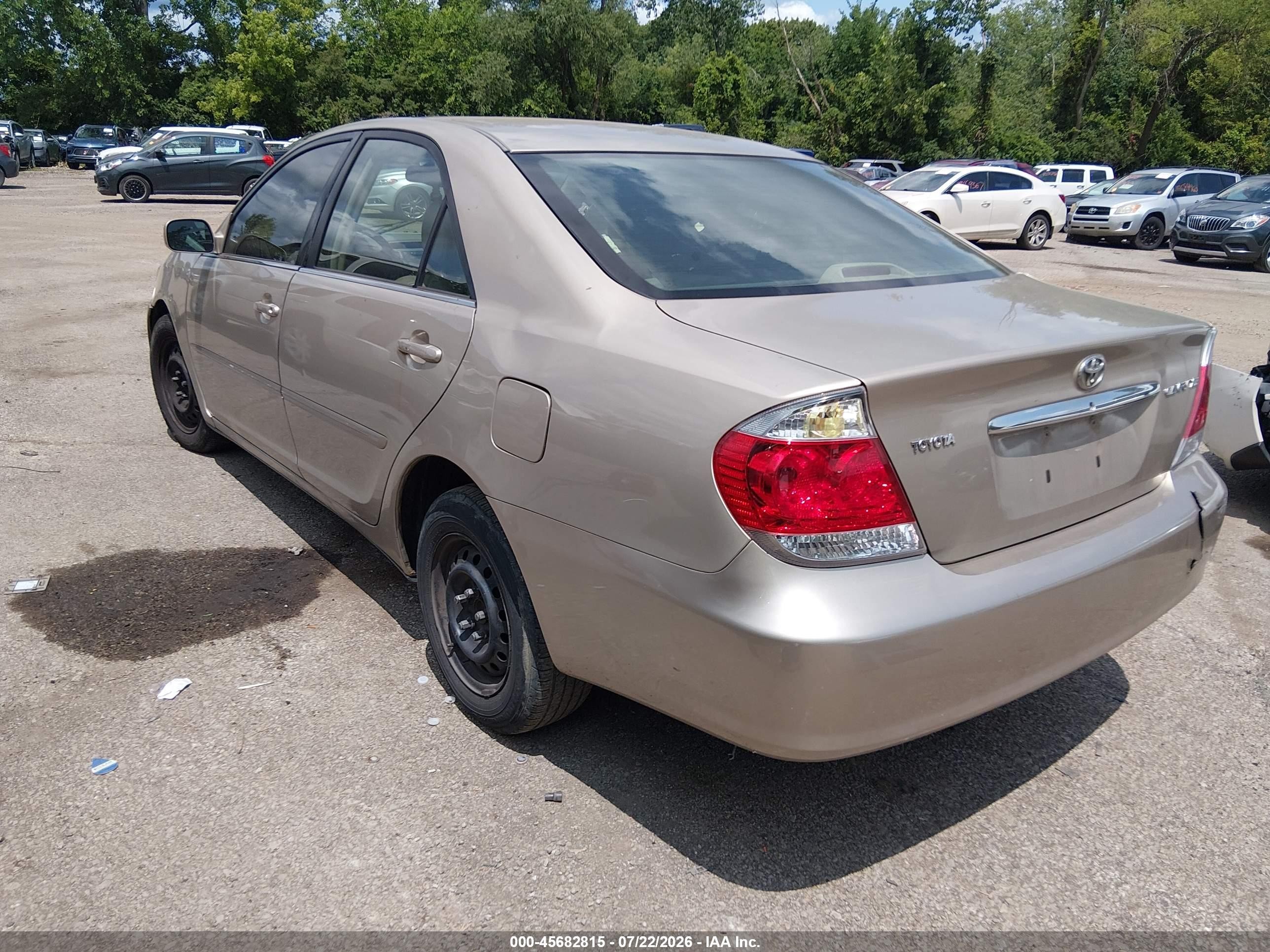 2005 Toyota Camry Xle Tan vin: 4T1BE32K05U041492