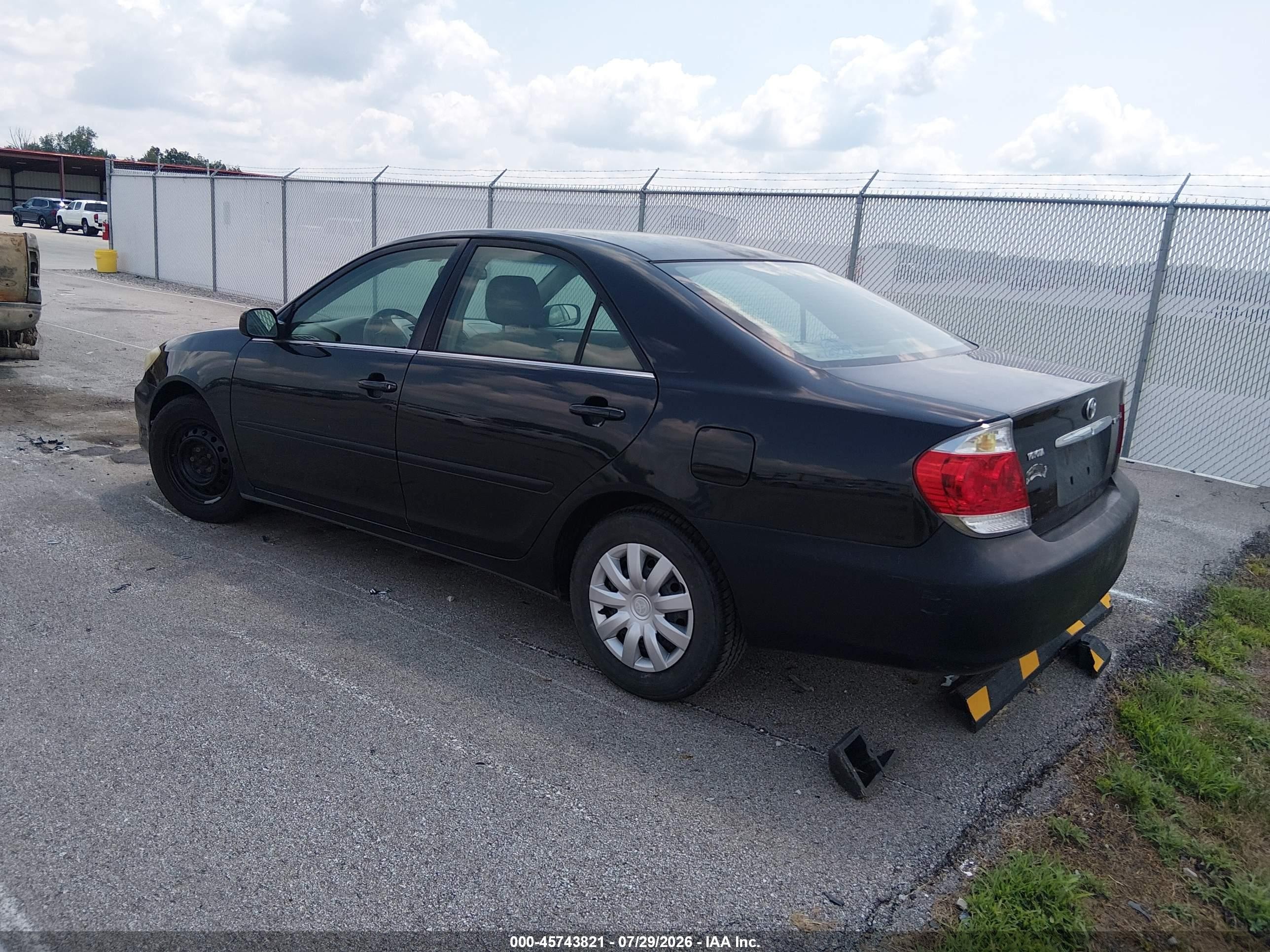 2005 Toyota Camry Le Black vin: 4T1BE32K05U046675