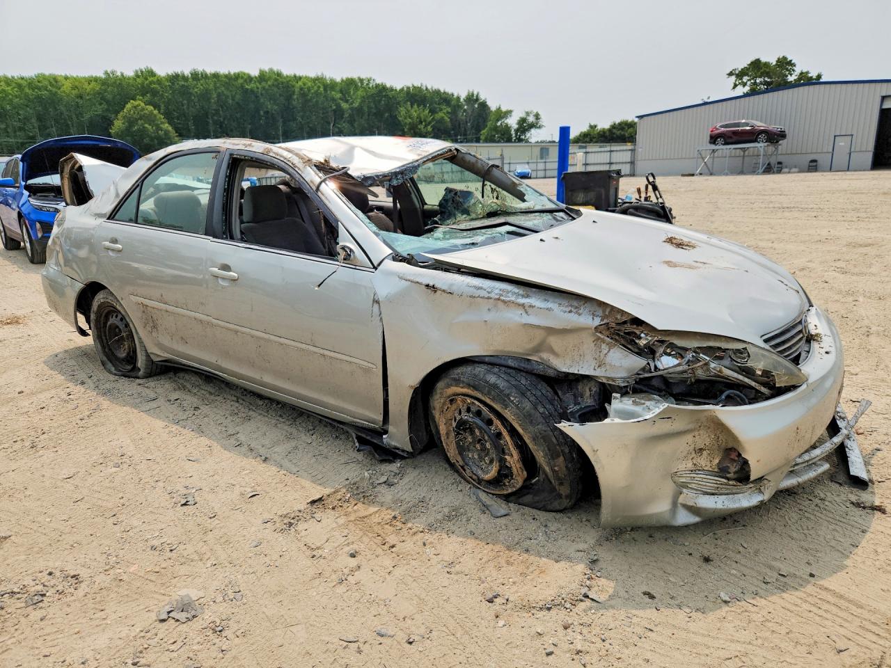 2005 Toyota Camry Le Silver vin: 4T1BE32K05U064125