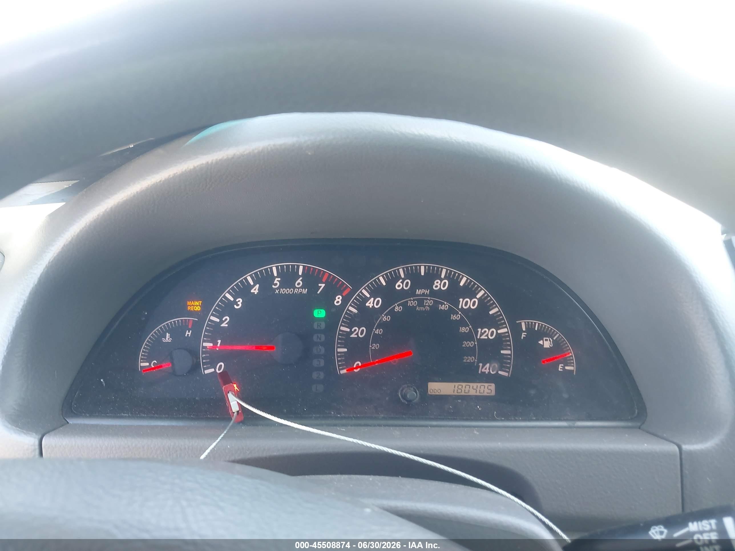 2005 Toyota Camry Le Green vin: 4T1BE32K05U070703