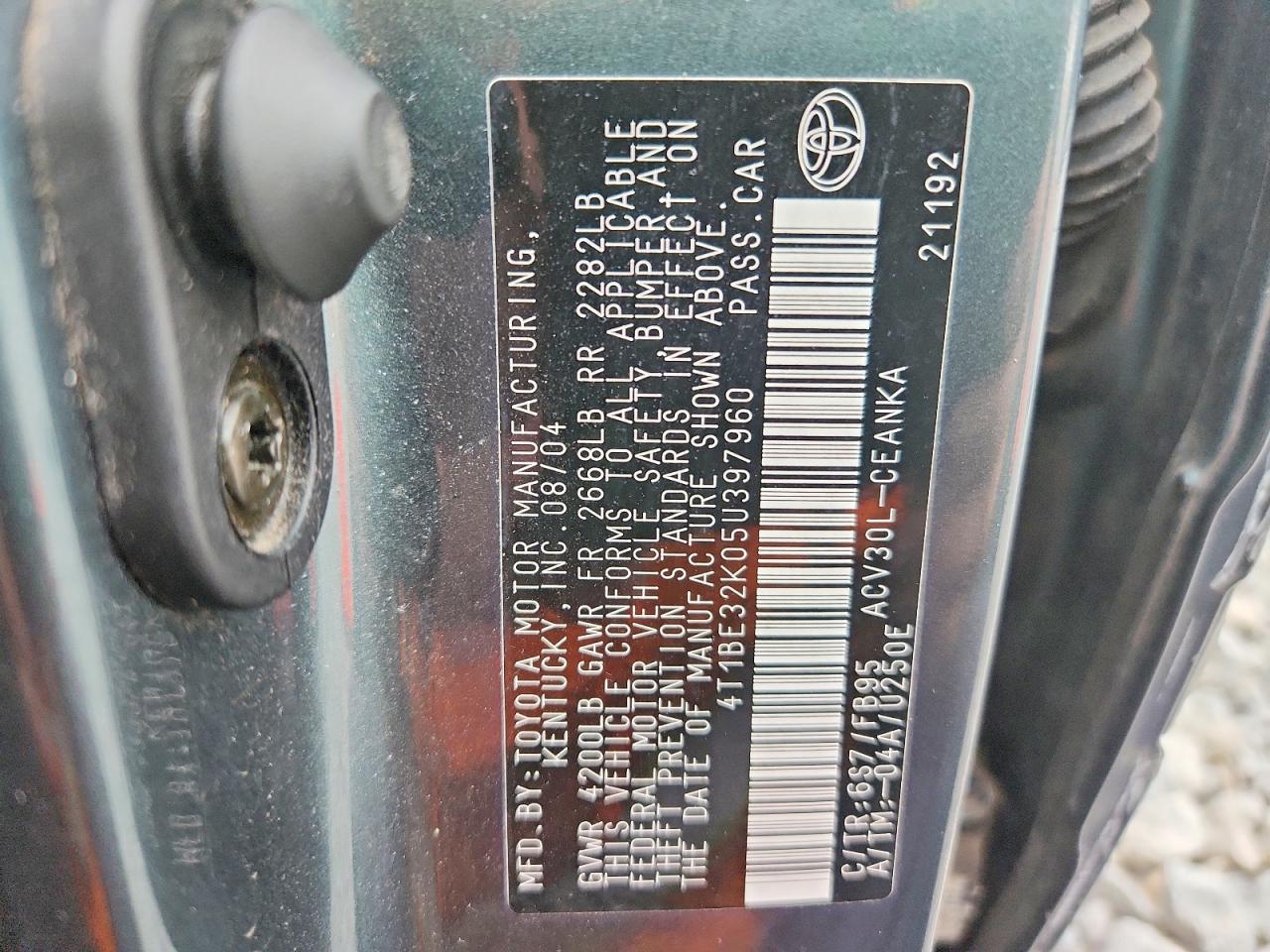 2005 Toyota Camry Le Green vin: 4T1BE32K05U397960