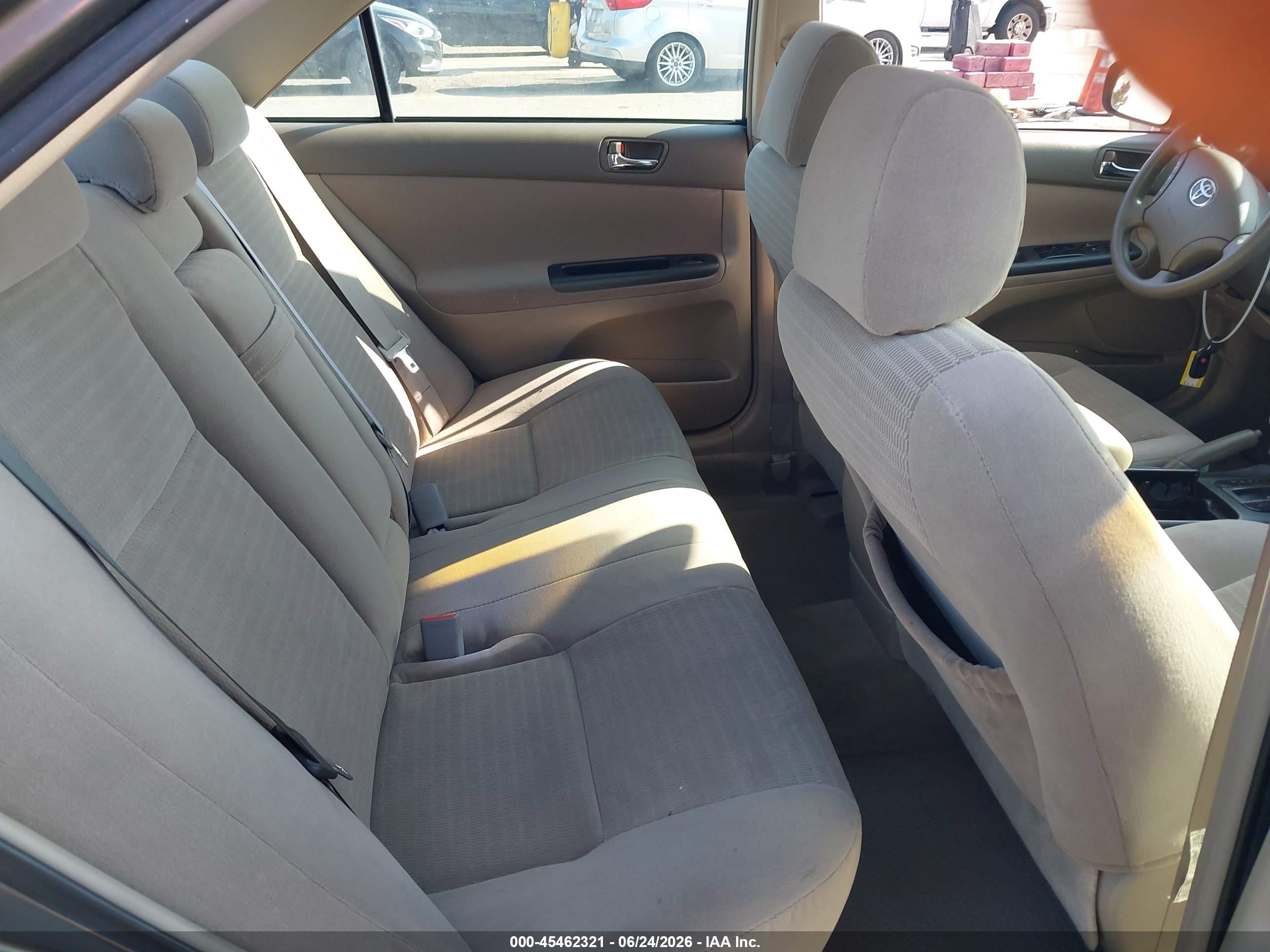 2005 Toyota Camry Le Gray vin: 4T1BE32K05U527333