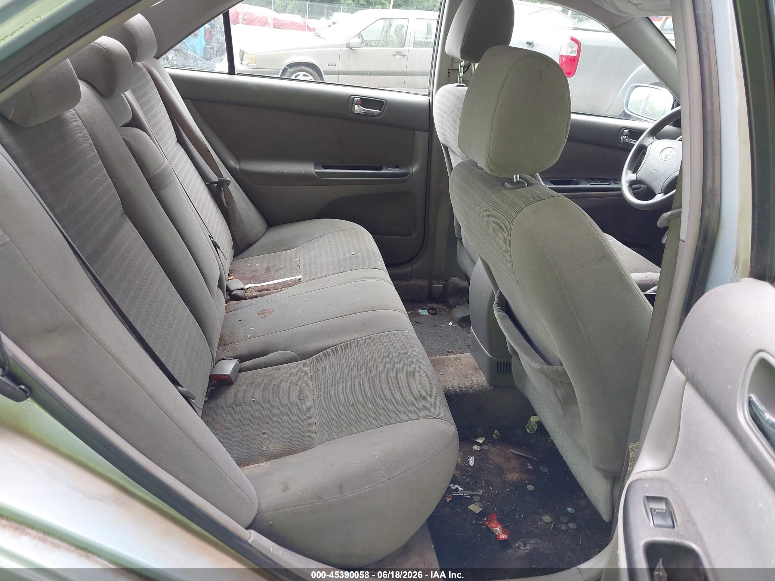 2005 Toyota Camry Le Blue vin: 4T1BE32K05U544312