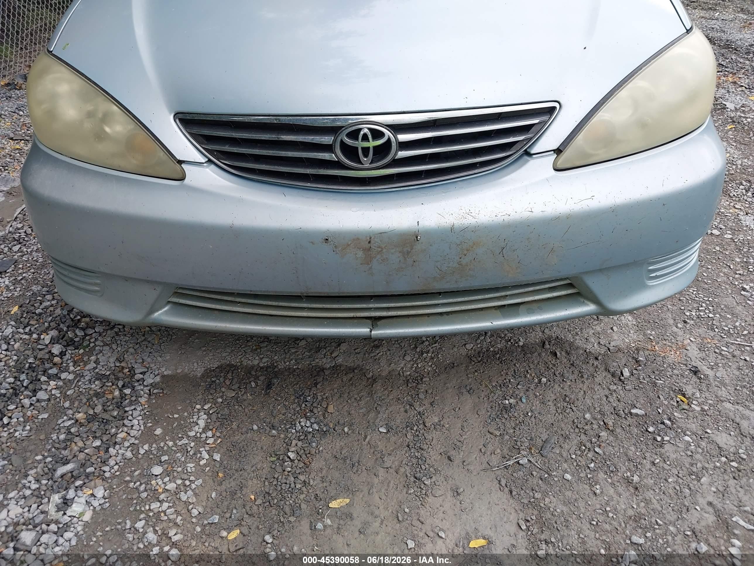 2005 Toyota Camry Le Blue vin: 4T1BE32K05U544312