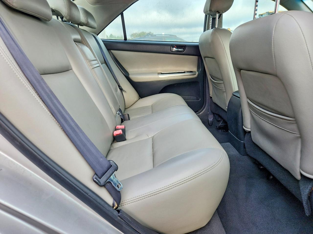 2005 Toyota Camry Se Silver vin: 4T1BE32K05U556587