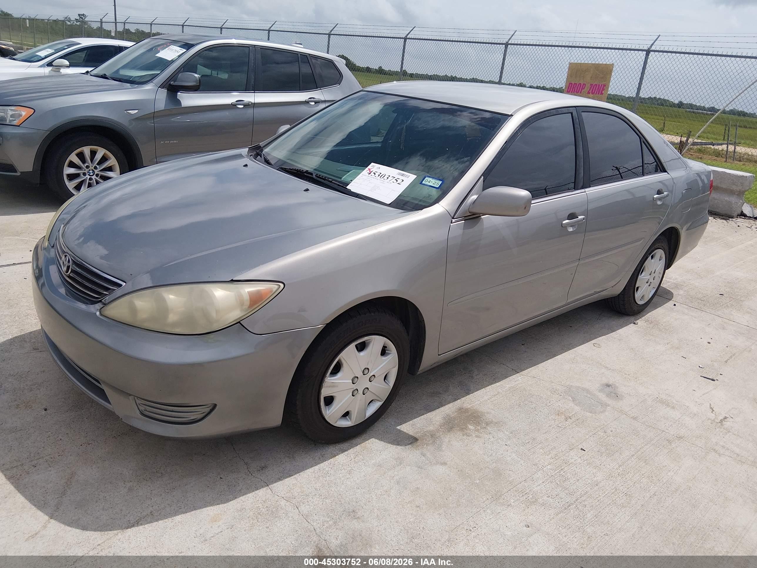 2005 Toyota Camry Le Серый vin: 4T1BE32K05U557982