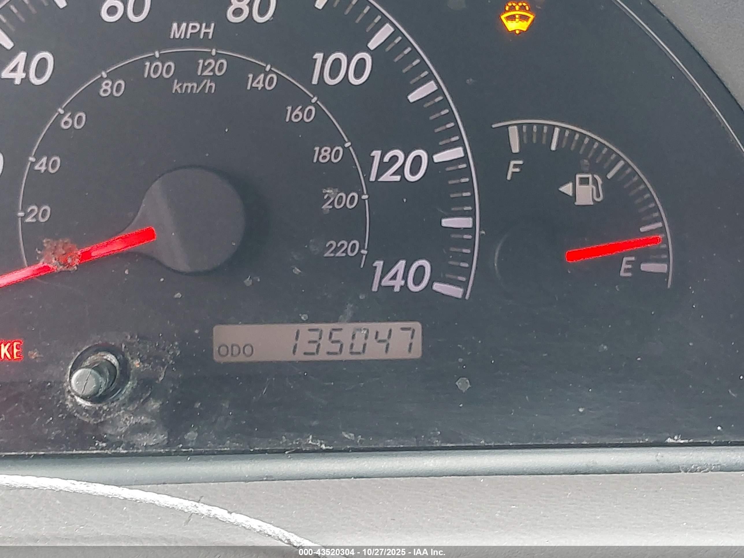 2005 Toyota Camry Le Silver vin: 4T1BE32K05U588505