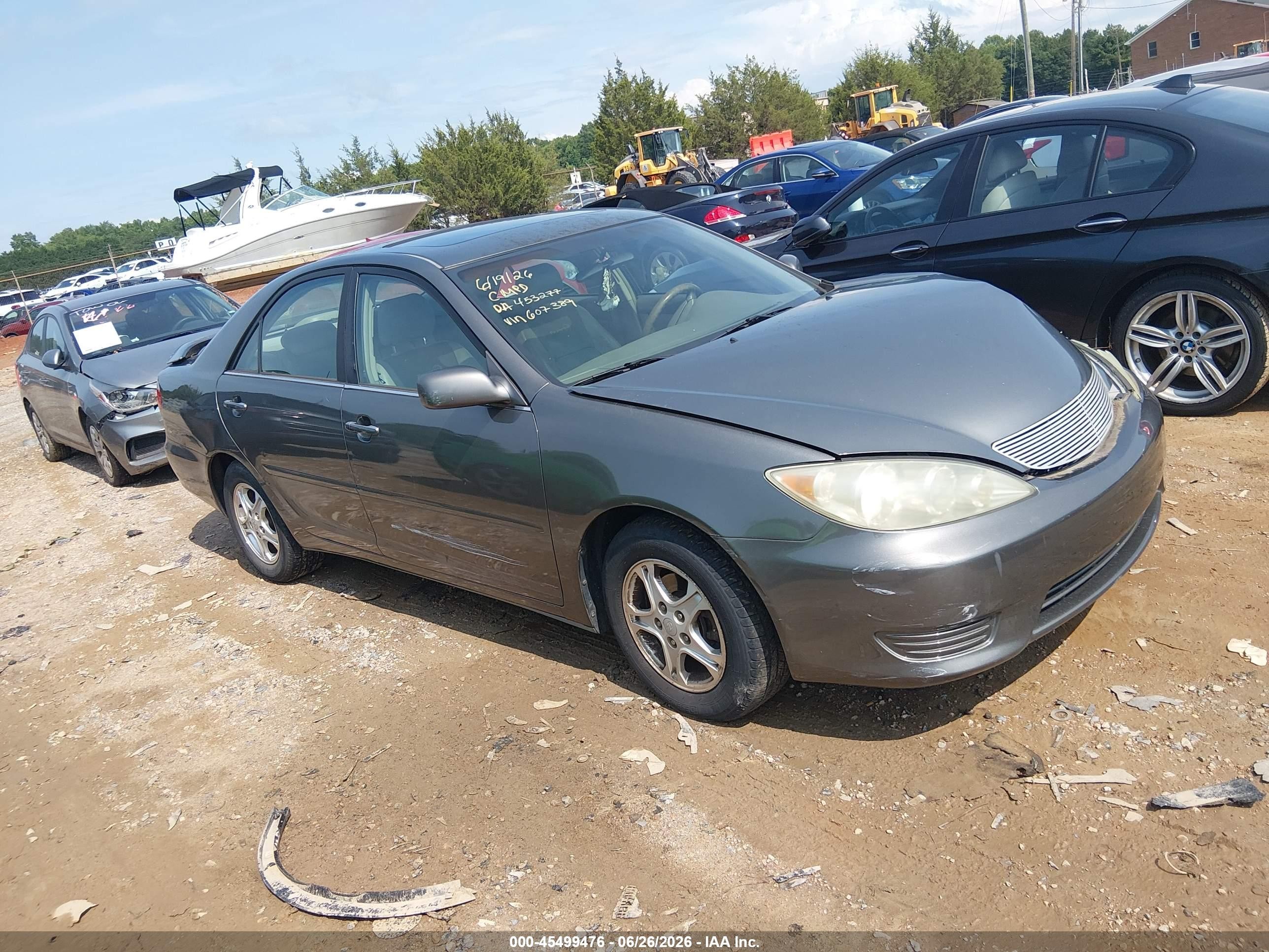 2005 Toyota Camry Le Gray vin: 4T1BE32K05U607389