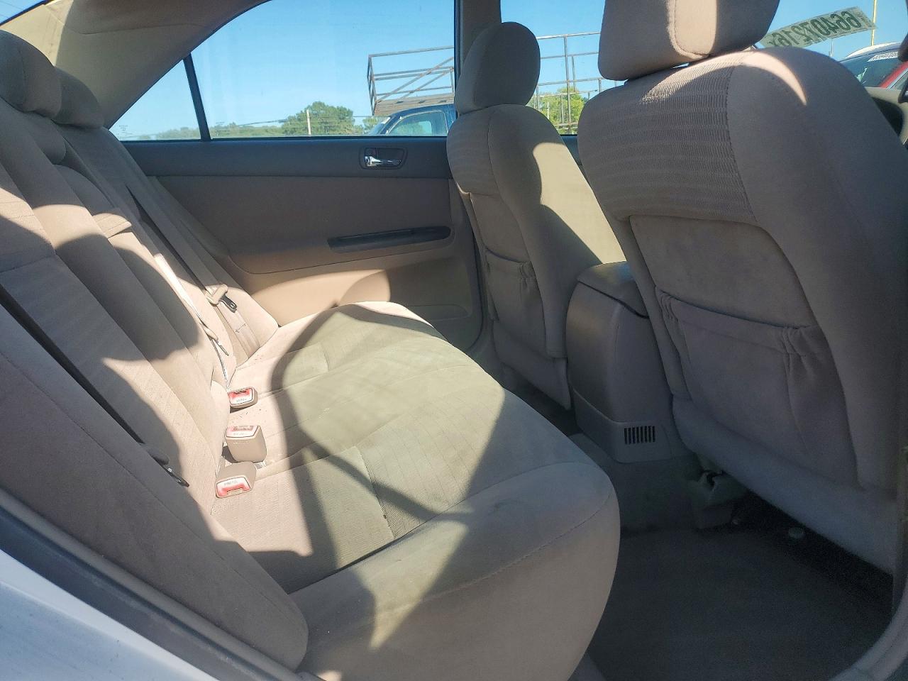 2005 Toyota Camry Le White vin: 4T1BE32K05U637007