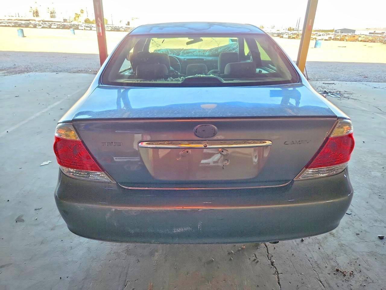 2005 Toyota Camry Standard Gray vin: 4T1BE32K05U970369