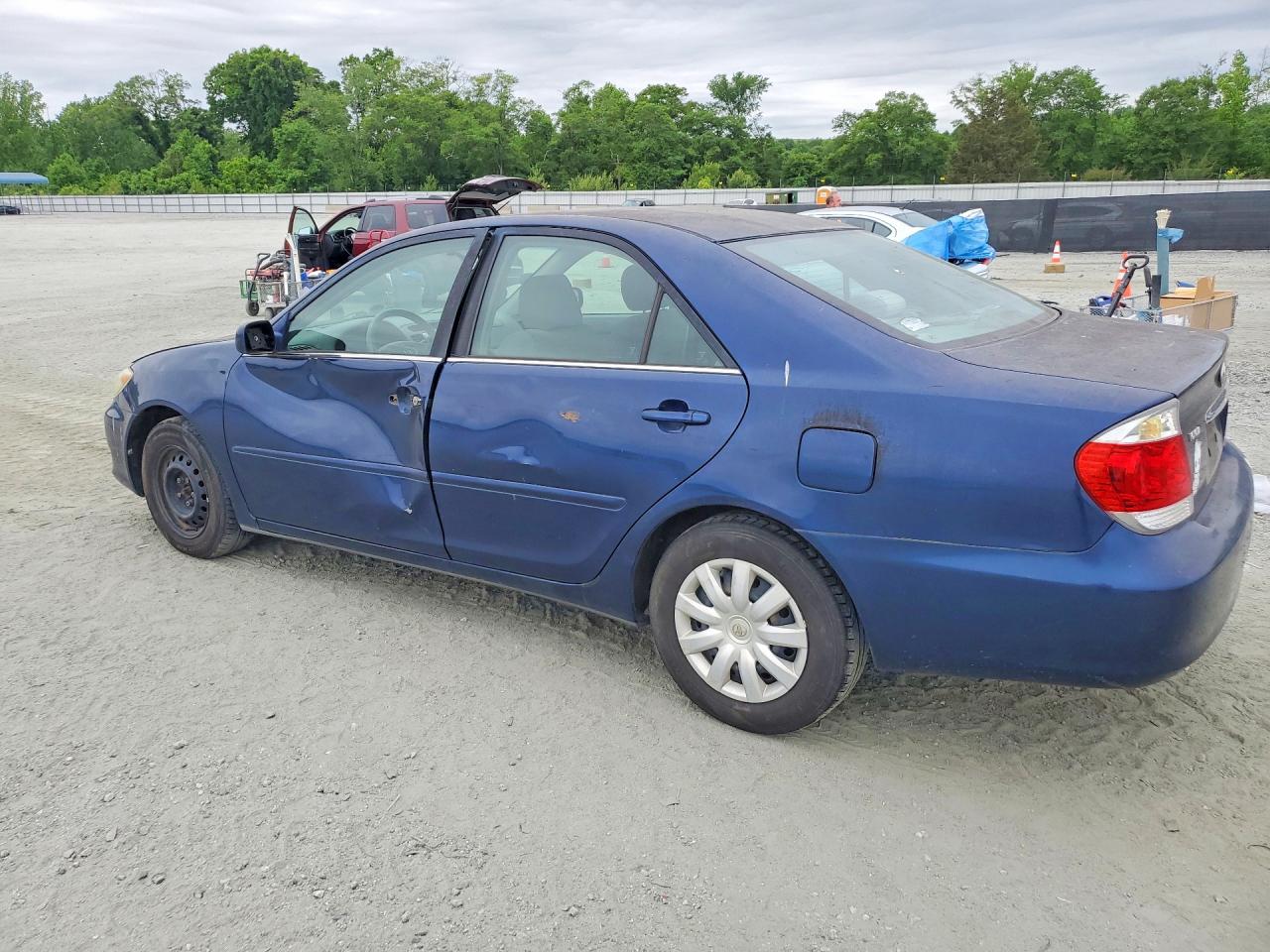 2006 Toyota Camry Le Blue vin: 4T1BE32K06U143196