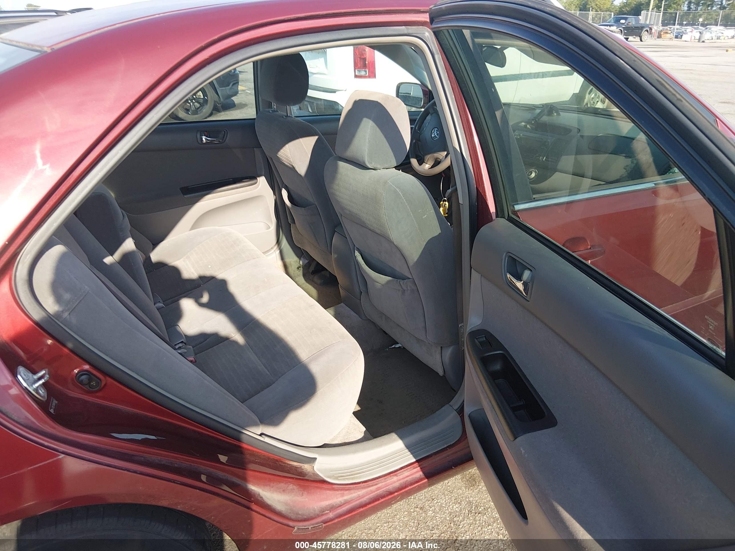 2006 Toyota Camry Le Бордовый vin: 4T1BE32K06U144977