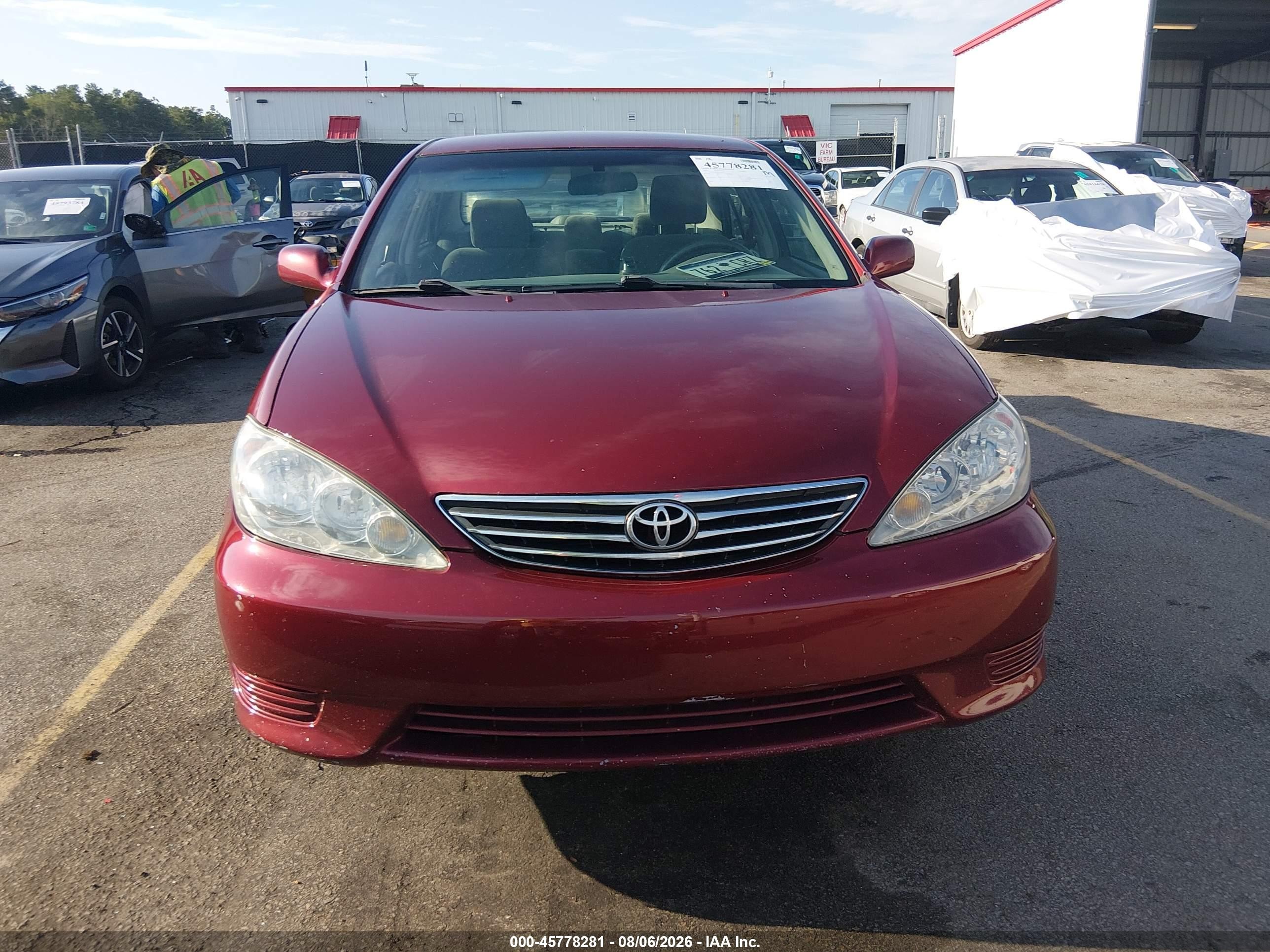2006 Toyota Camry Le Бордовый vin: 4T1BE32K06U144977