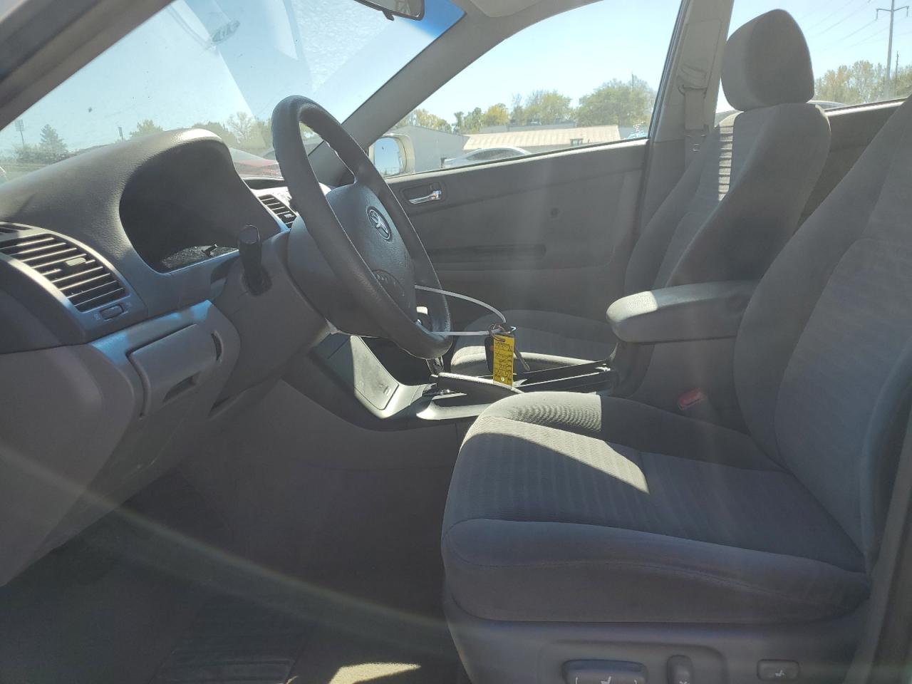 2006 Toyota Camry Le Silver vin: 4T1BE32K06U165182