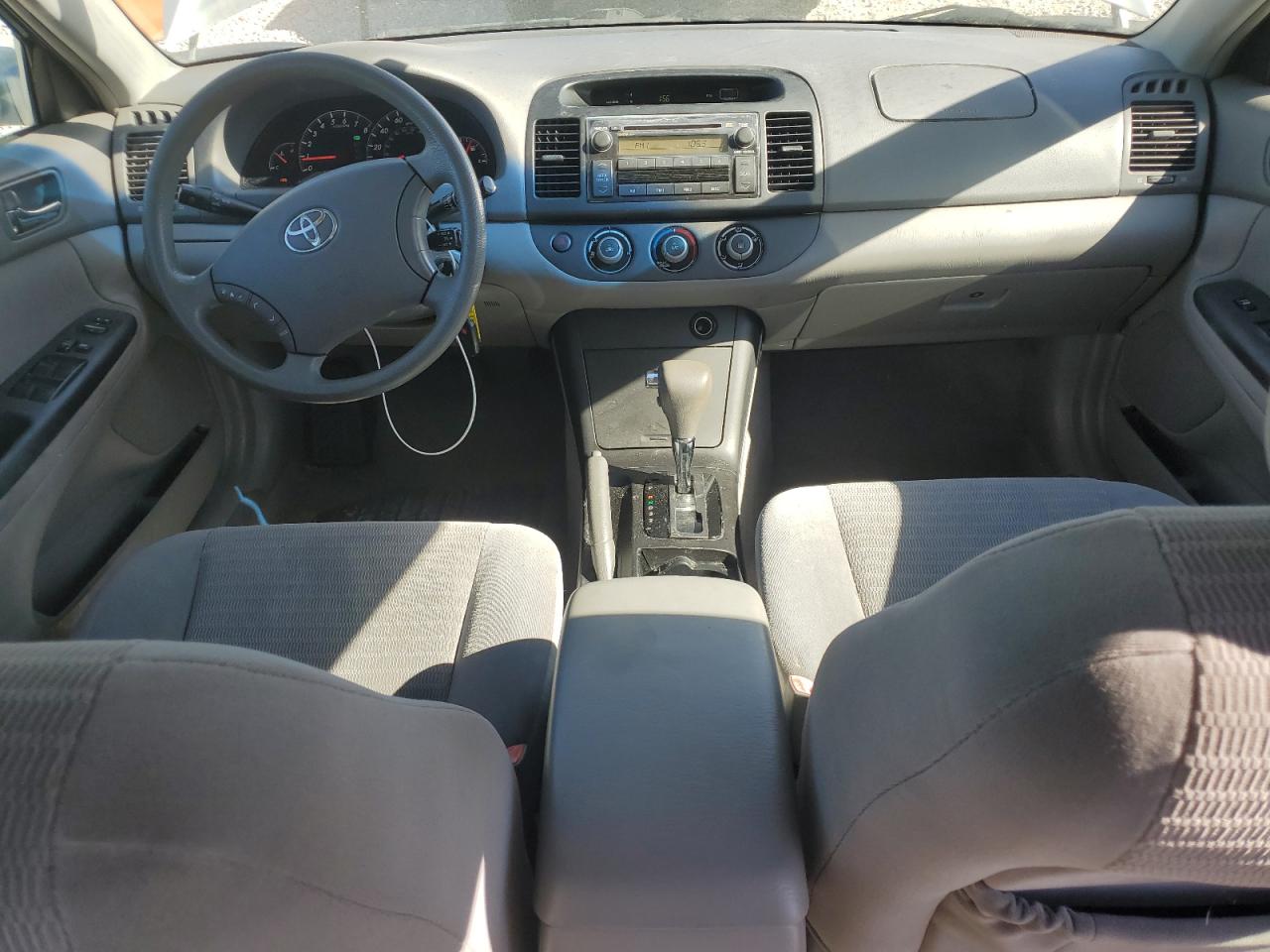 2006 Toyota Camry Le Silver vin: 4T1BE32K06U165182