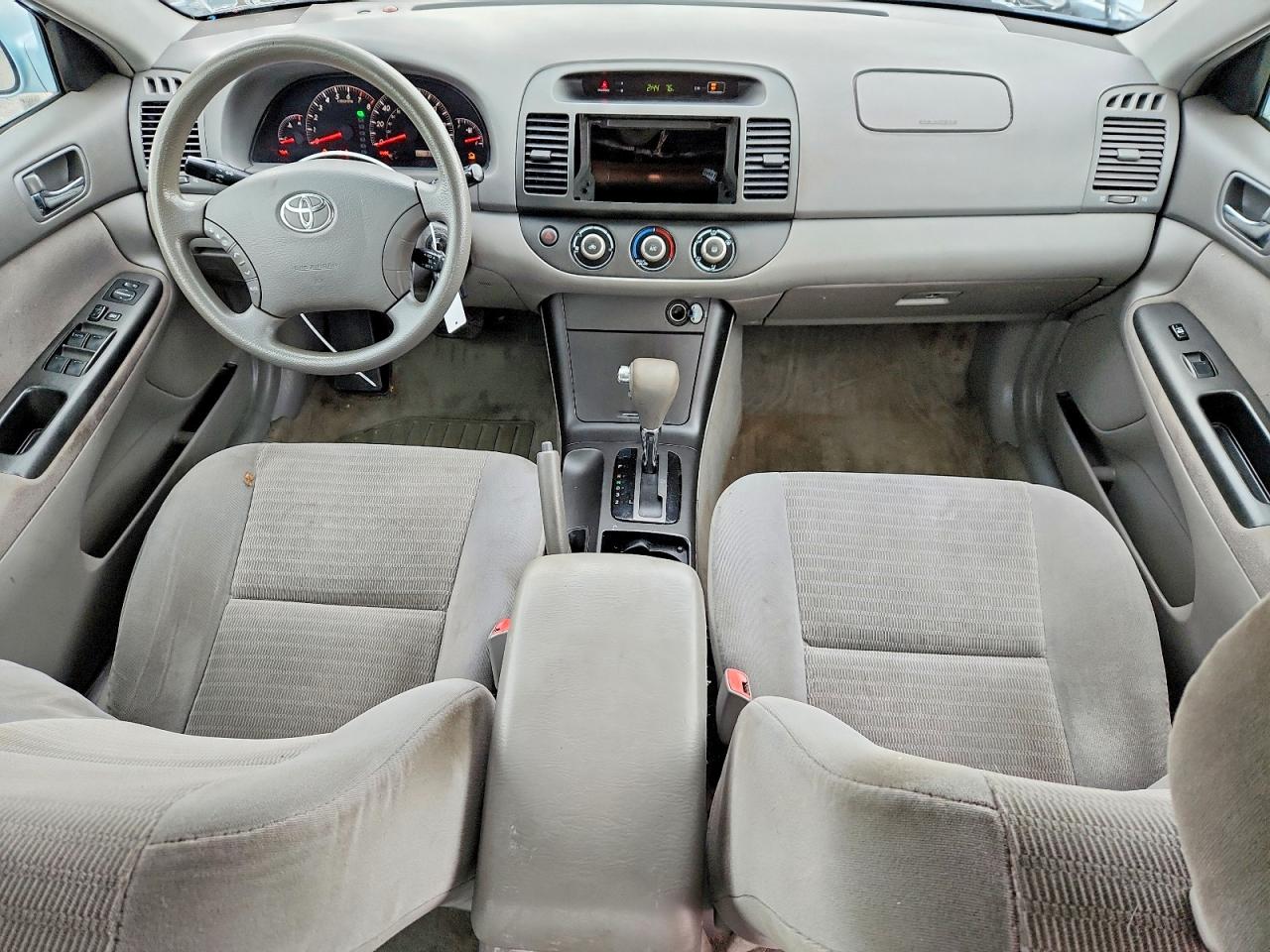2006 Toyota Camry Le Blue vin: 4T1BE32K06U643083