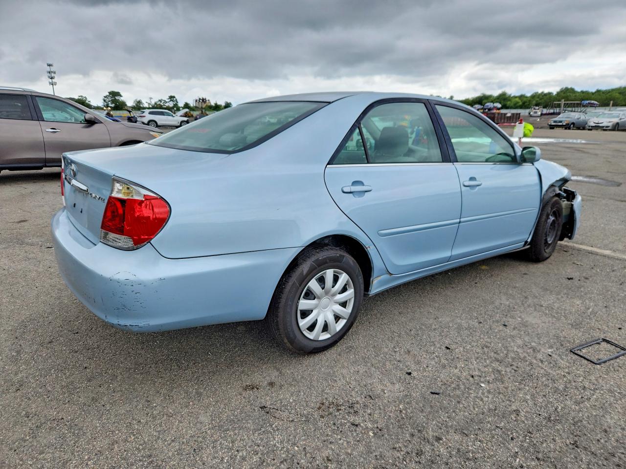 2006 Toyota Camry Le Blue vin: 4T1BE32K06U643083