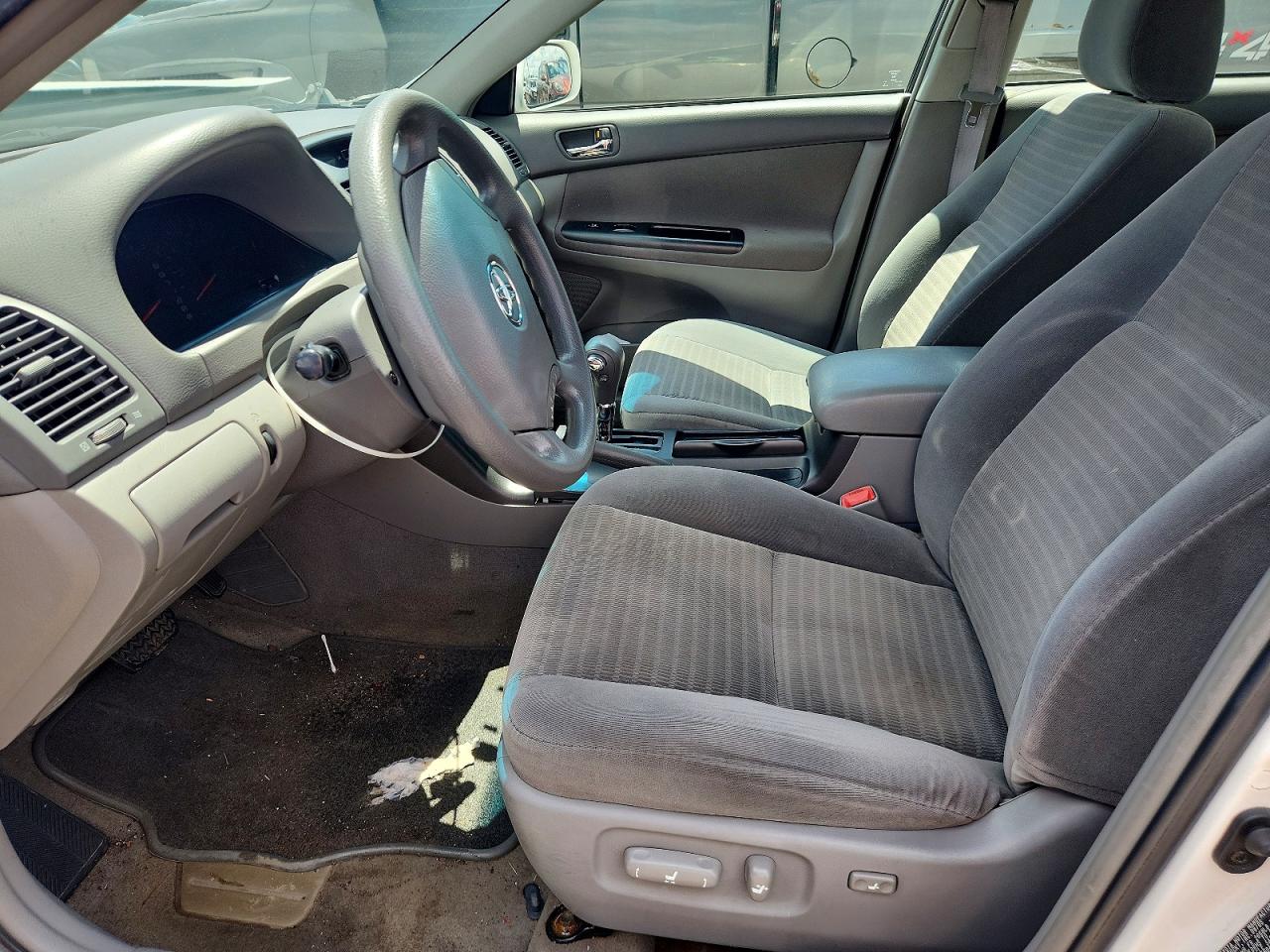 2006 Toyota Camry Le White vin: 4T1BE32K06U647702