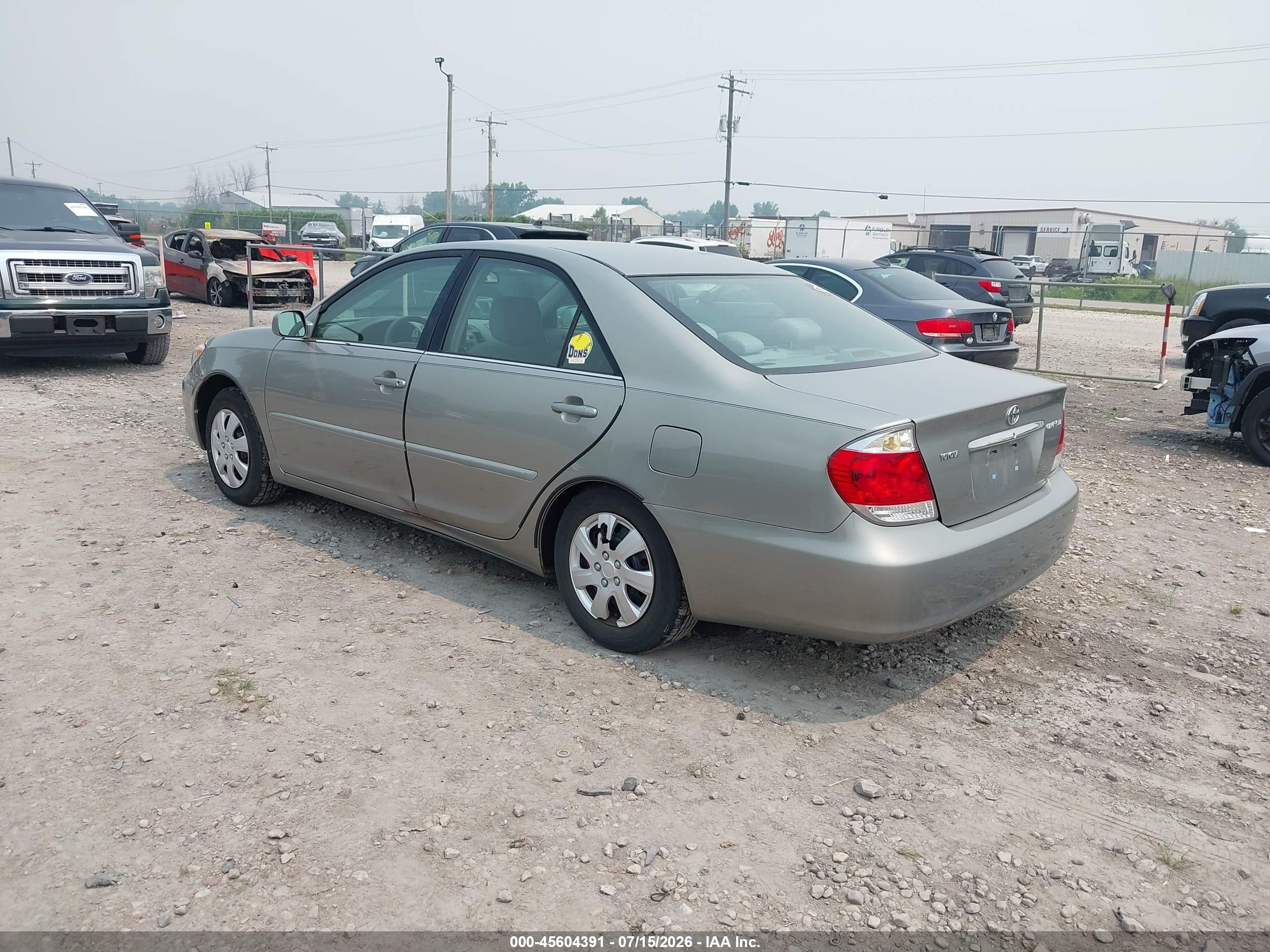 2006 Toyota Camry Le Beige vin: 4T1BE32K06U655363