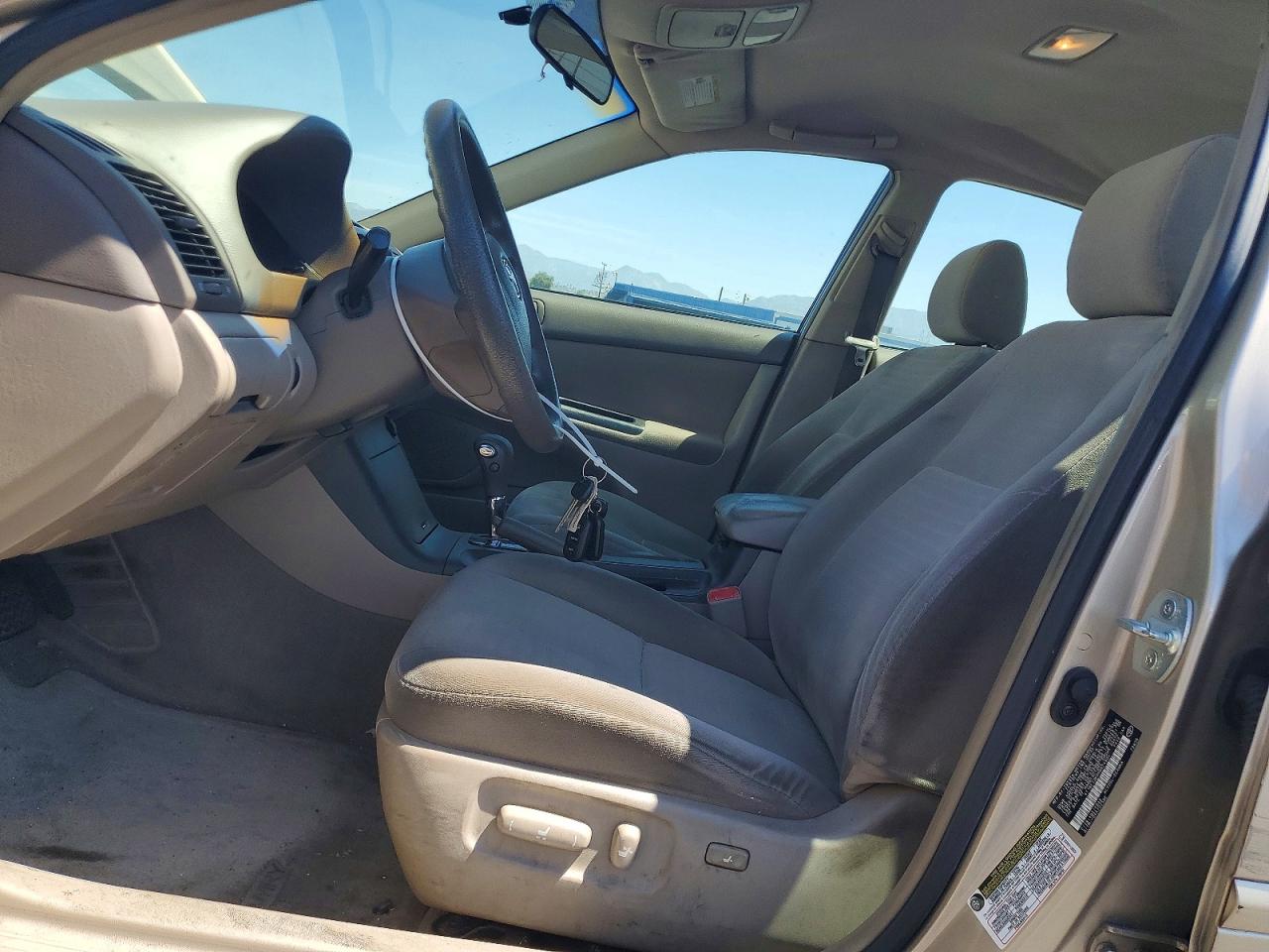 2006 Toyota Camry Le Желто-коричневый vin: 4T1BE32K06U674804